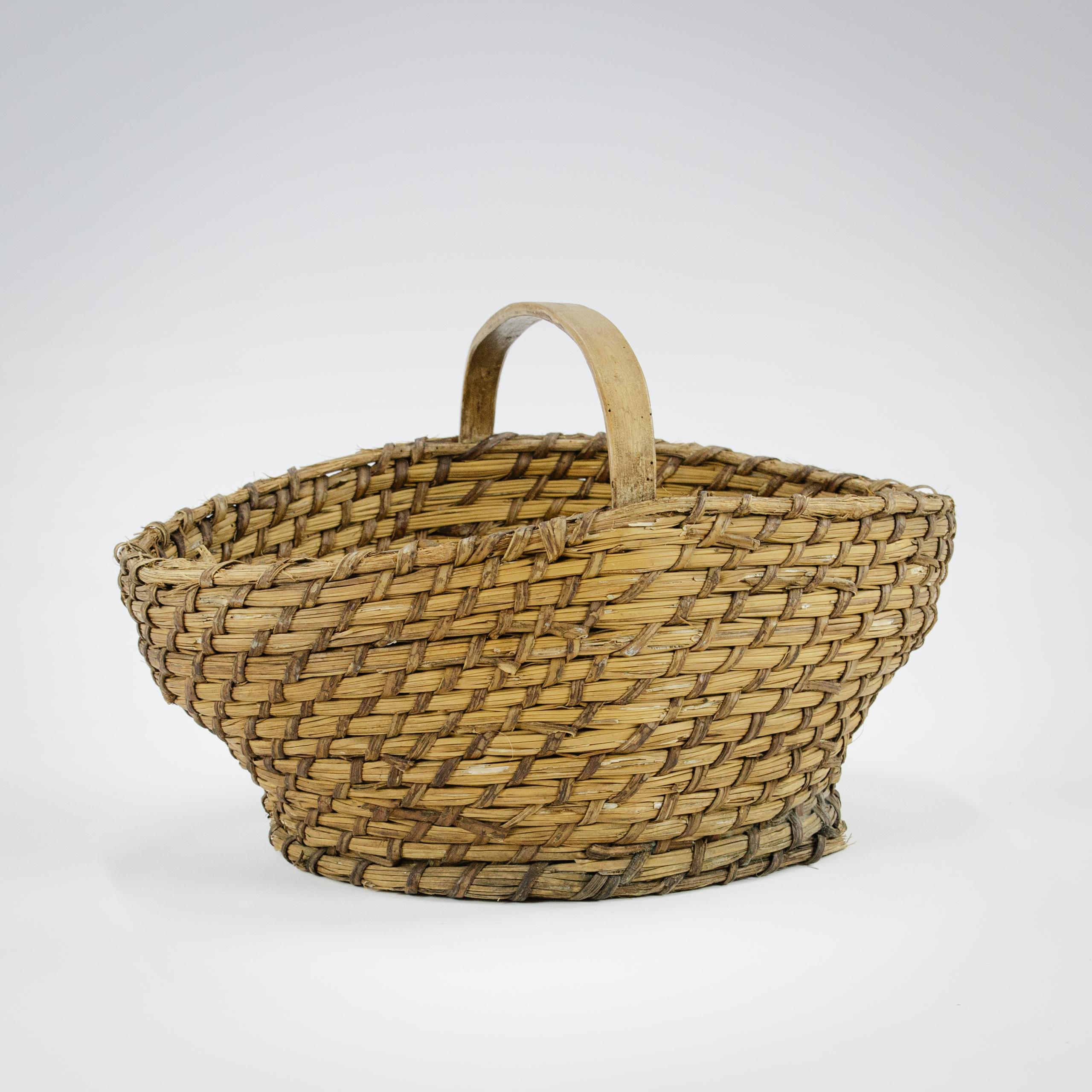 Straw Early 20th Century Scottish Orkney or Islands Foraging Basket