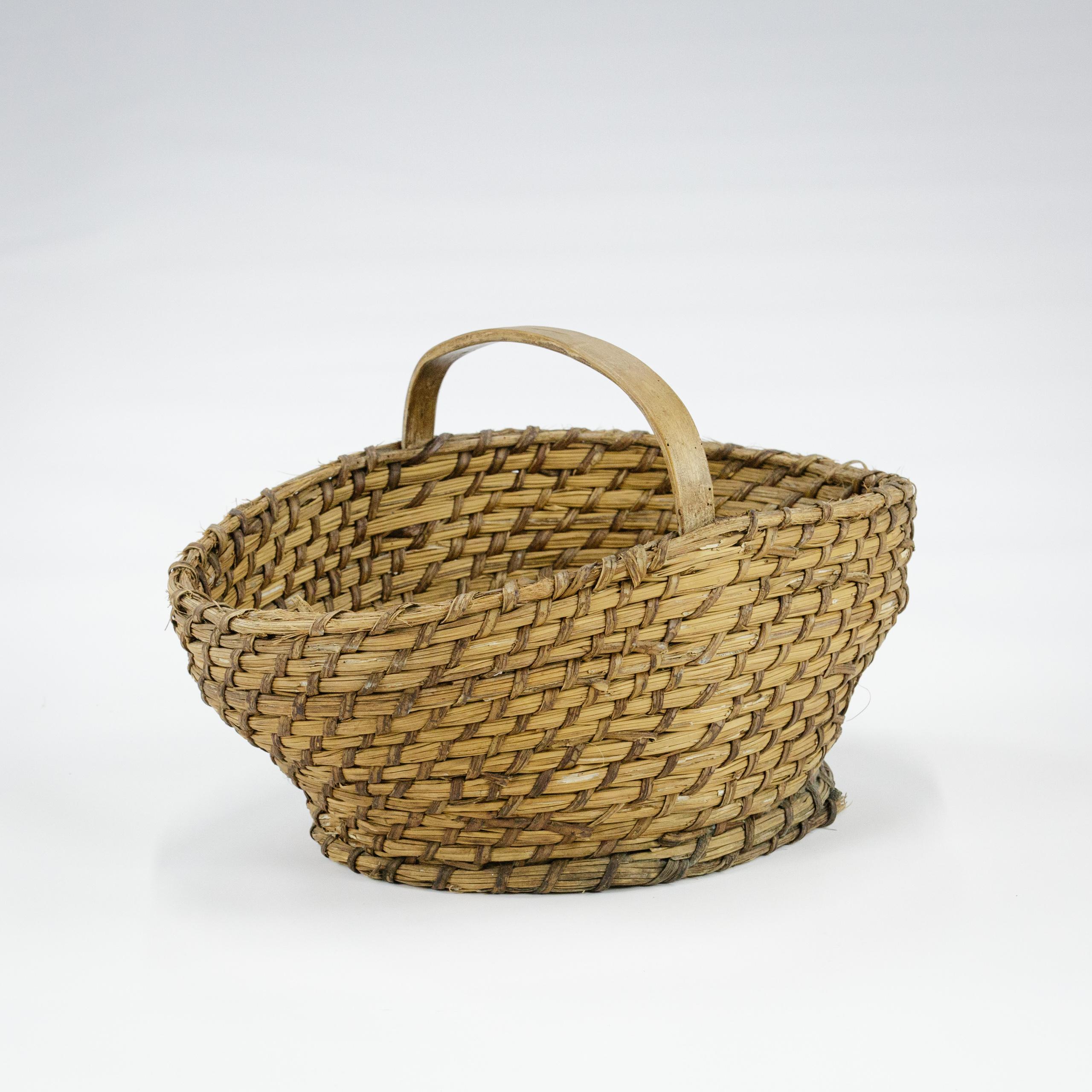Early 20th Century Scottish Orkney or Islands Foraging Basket 2