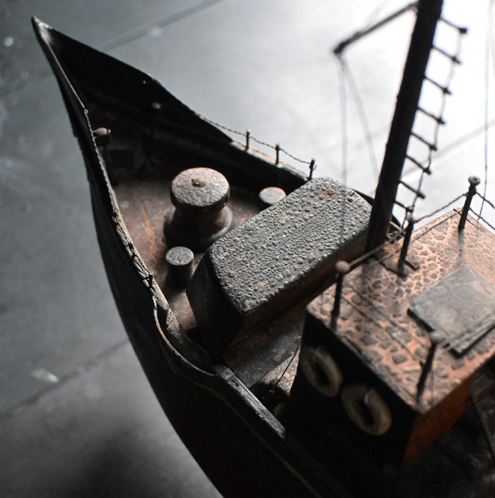 Scratch-gebautes Uhrenboot aus dem frühen 20. Jahrhundert (Volkskunst) im Angebot