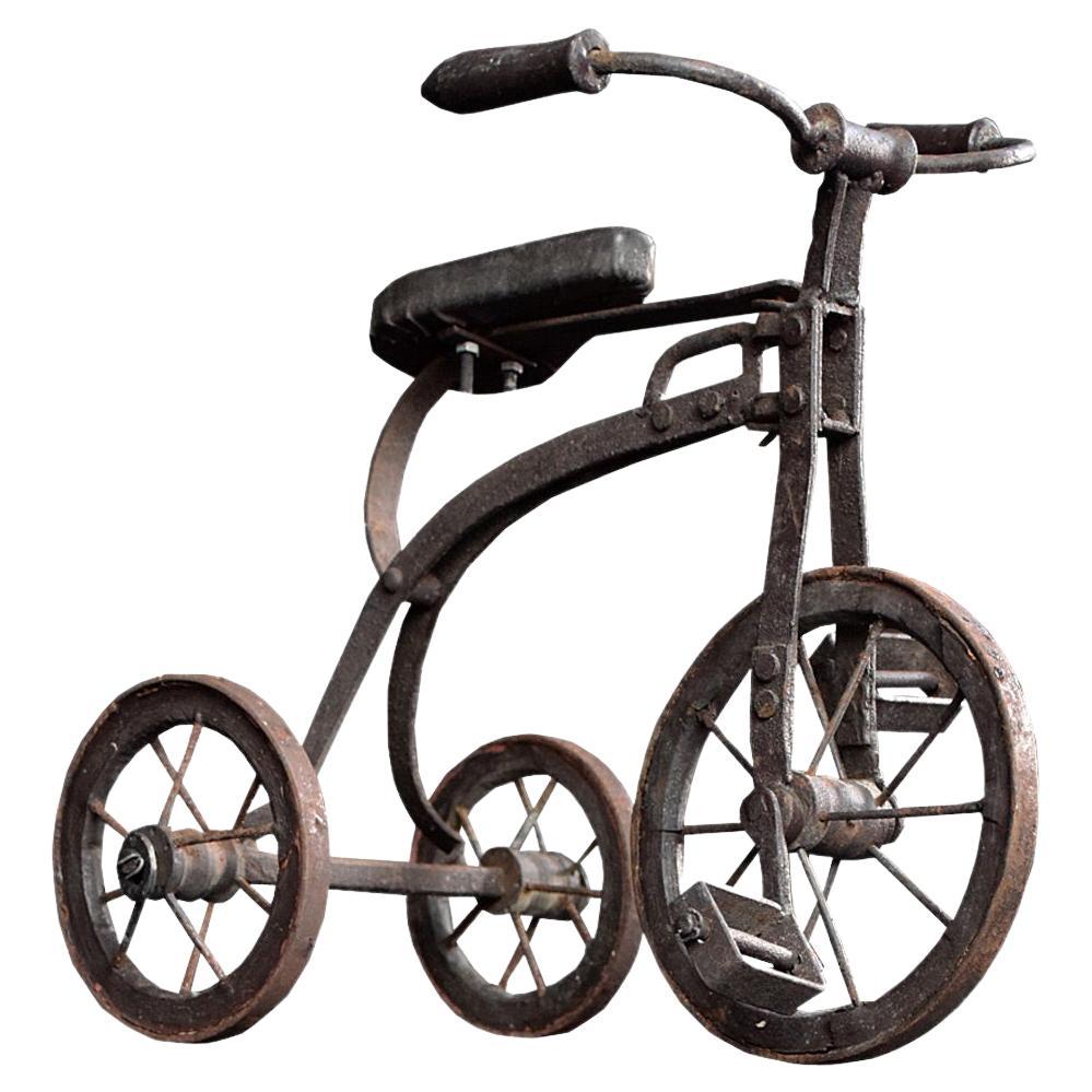 Tricycle-Modell aus dem frühen 20. Jahrhundert mit Kratzern im Angebot