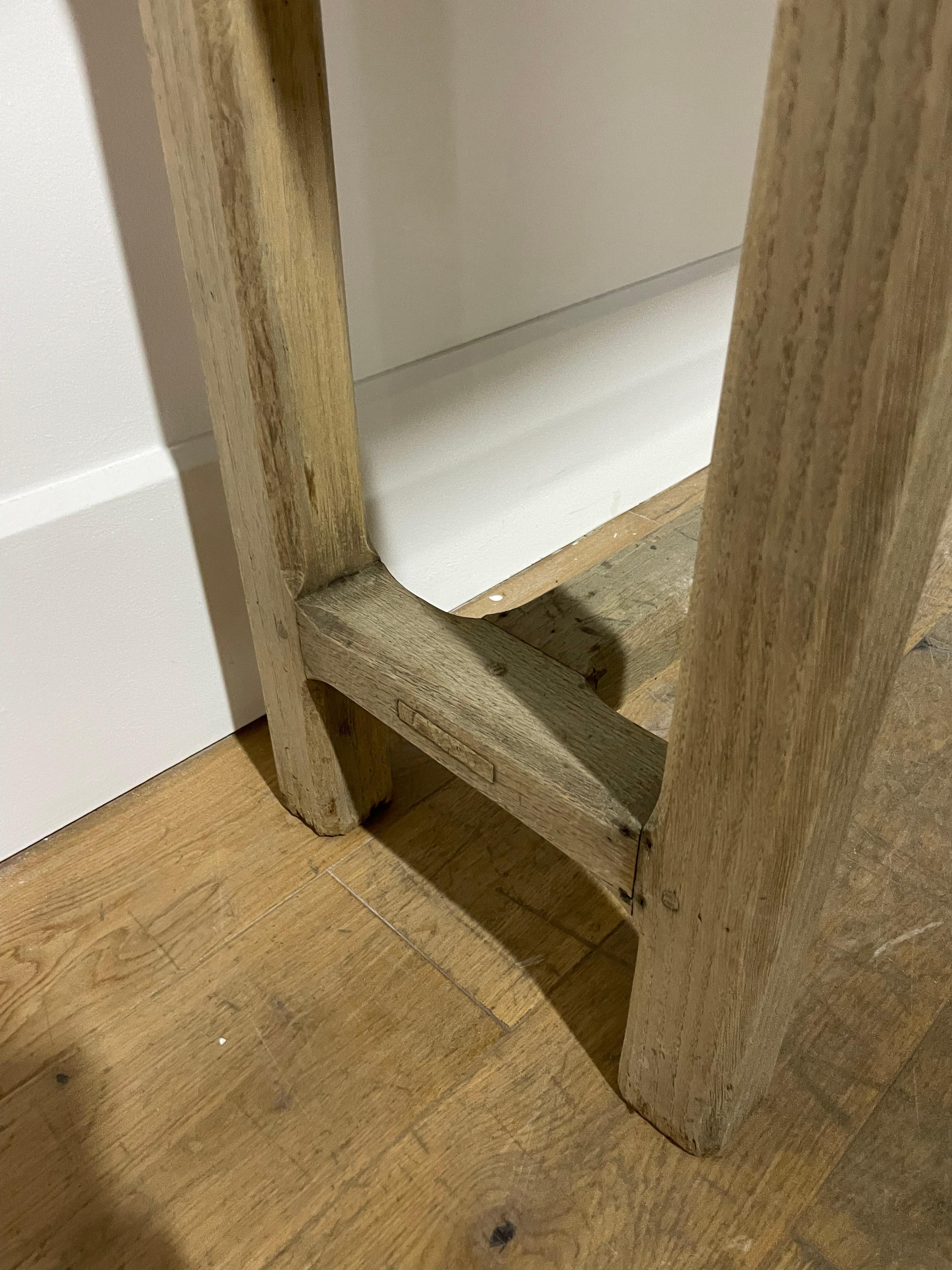 Early 20th century scrubbed oak rustic console table / serving table For Sale 7
