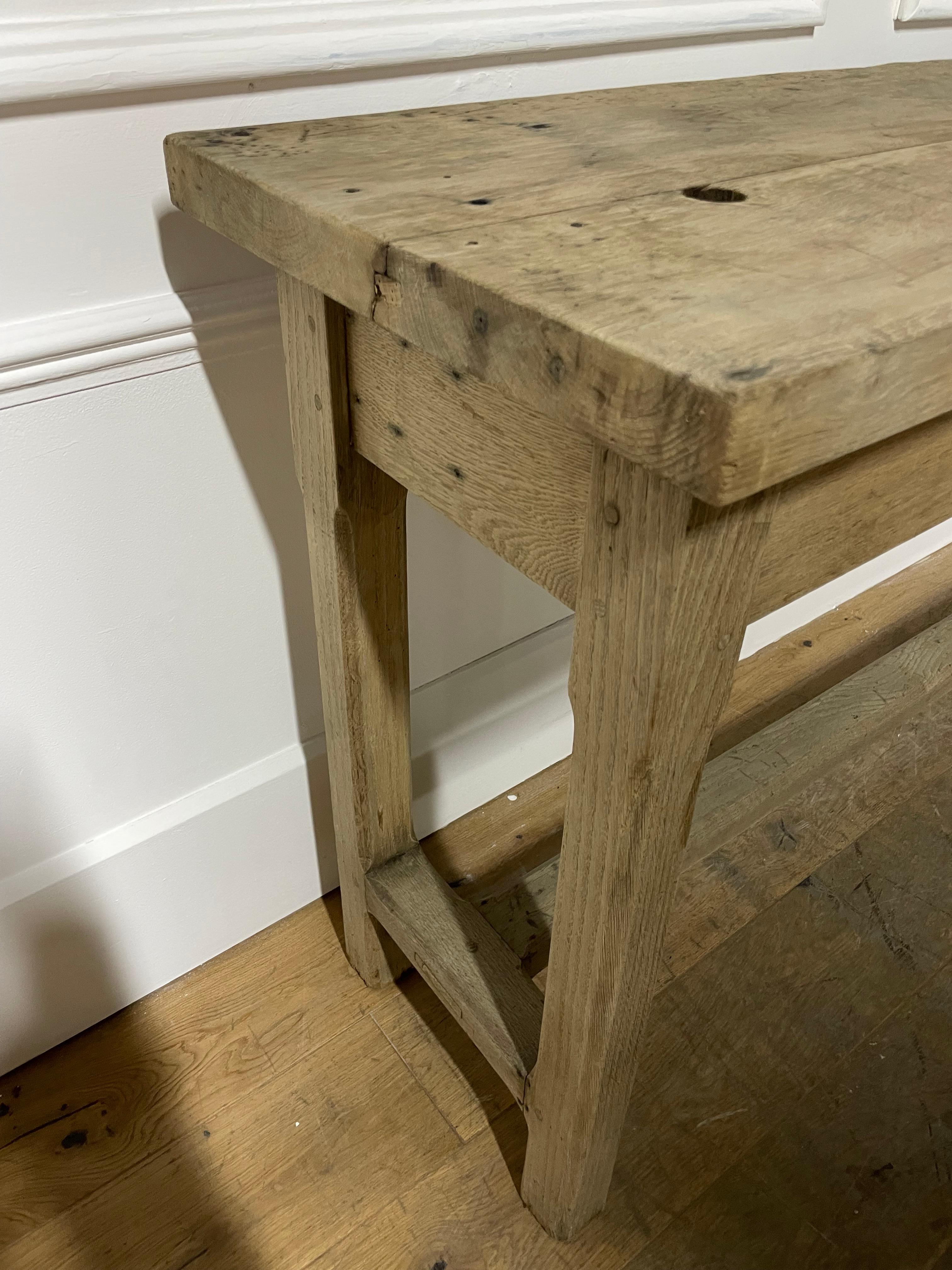 Early 20th century scrubbed oak rustic console table / serving table For Sale 8