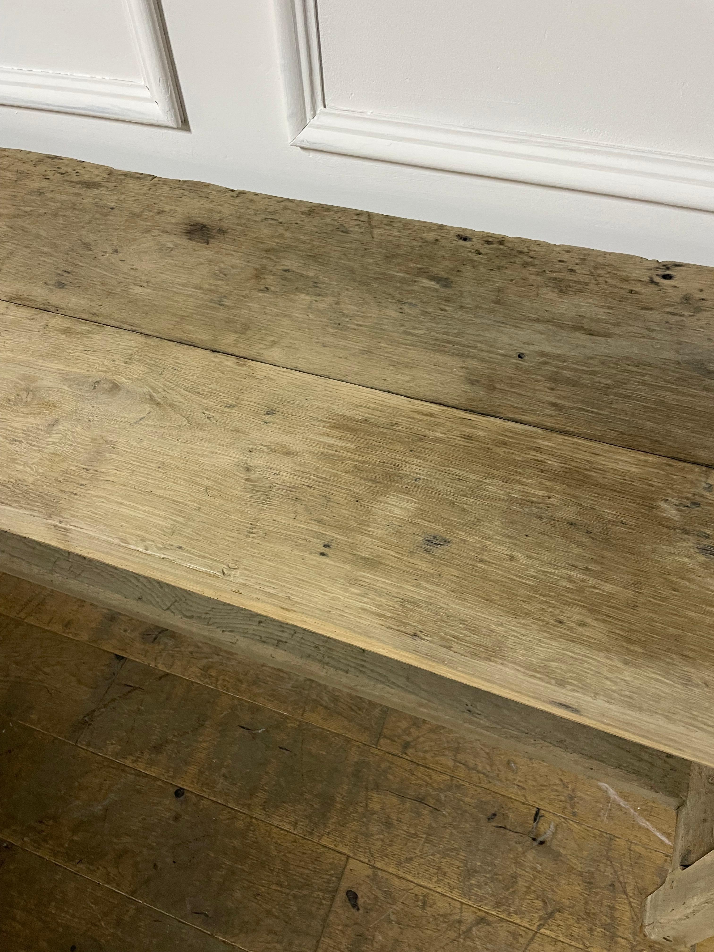 Early 20th century scrubbed oak rustic console table / serving table For Sale 2