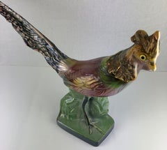 Figure d'oiseau faisan en céramique sculptée du début du 20e siècle de H. Bequet