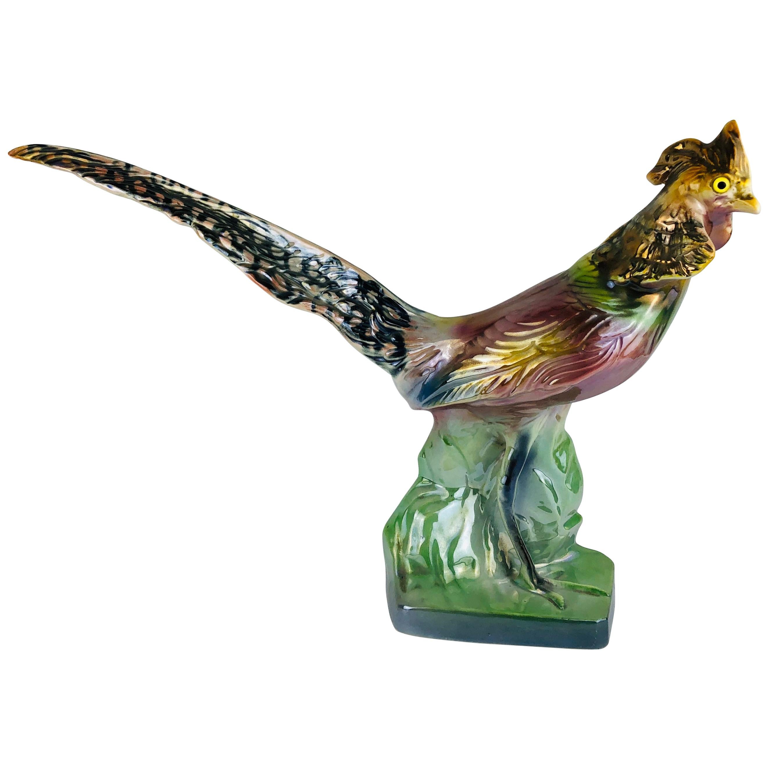 Figure d'oiseau faisan en céramique sculptée du début du 20e siècle de H. Bequet
