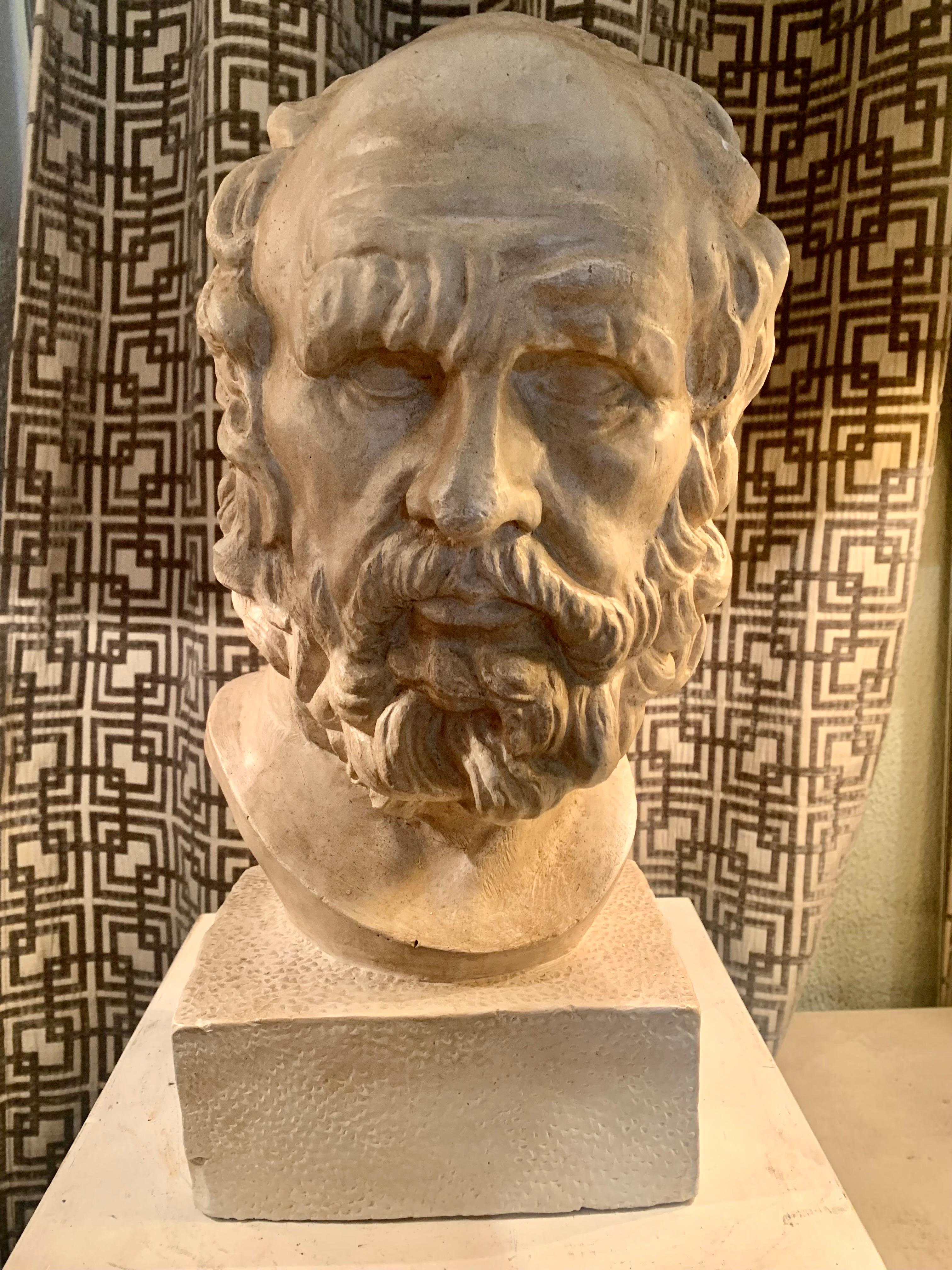 Sculpture du début du 20e siècle  Buste de Platon en plâtre en vente 8
