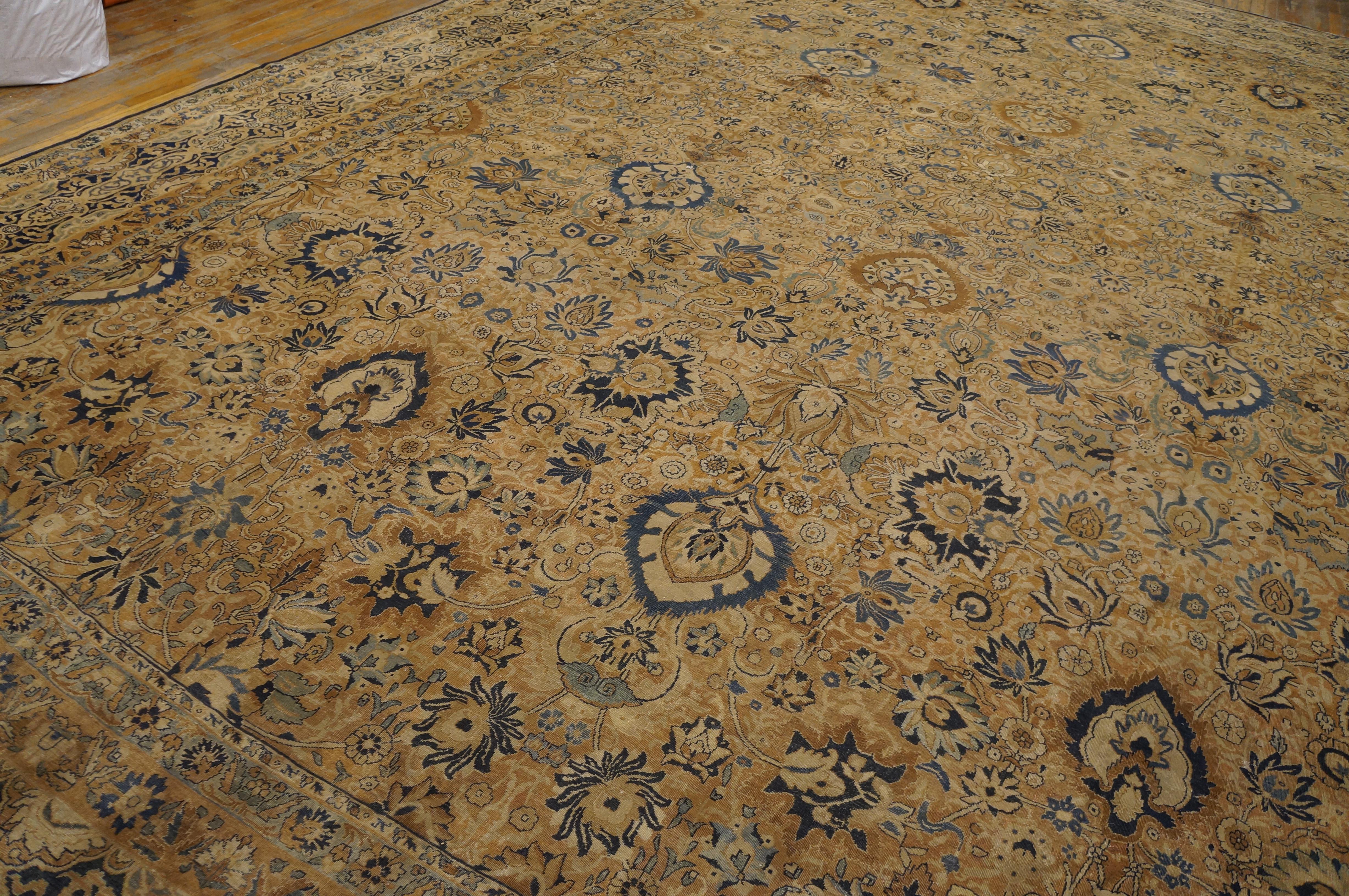 Early 20th Century S.E. Persian Kirman Carpet ( 12'8
