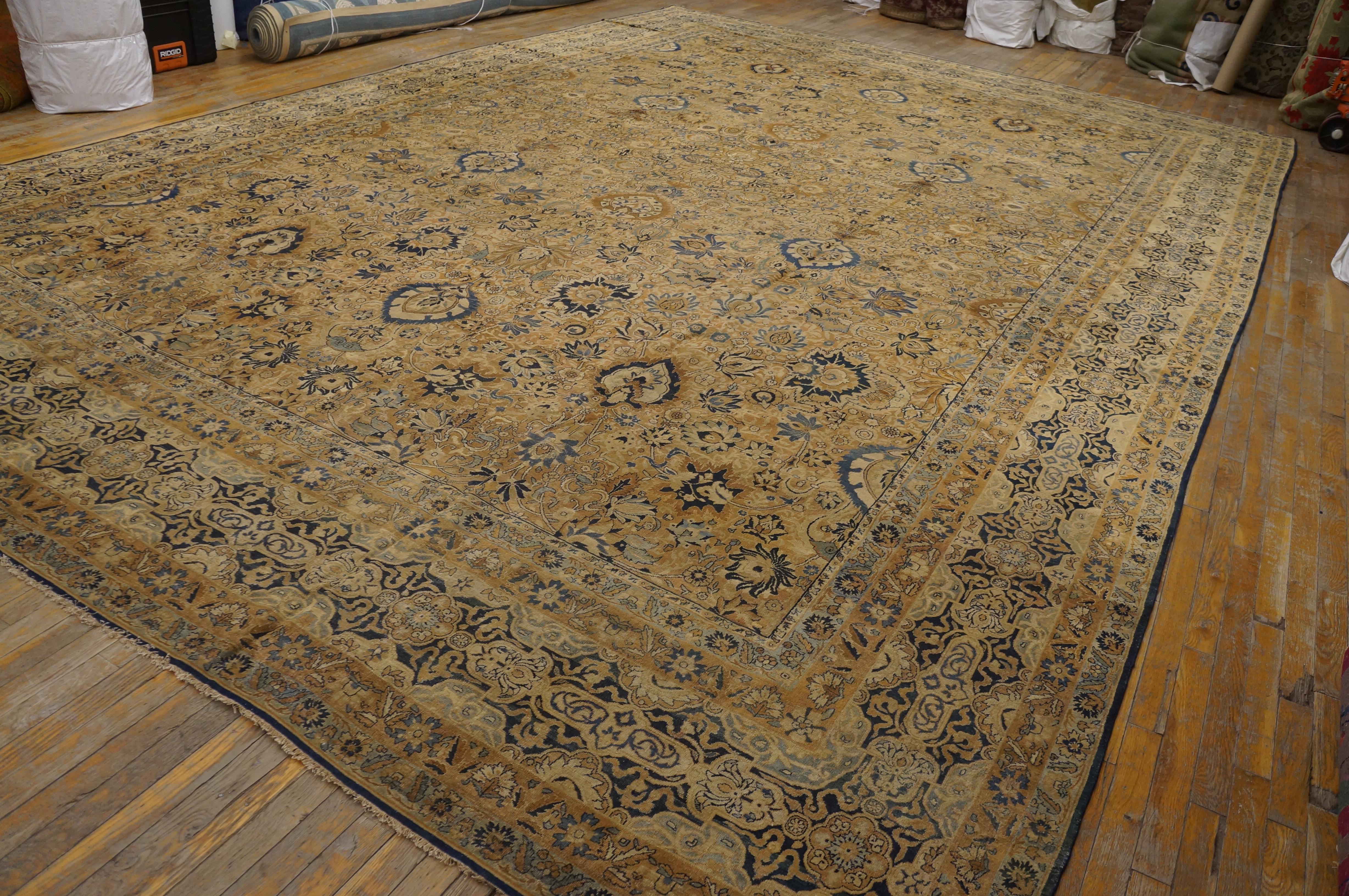 Early 20th Century S.E. Persian Kirman Carpet ( 12'8