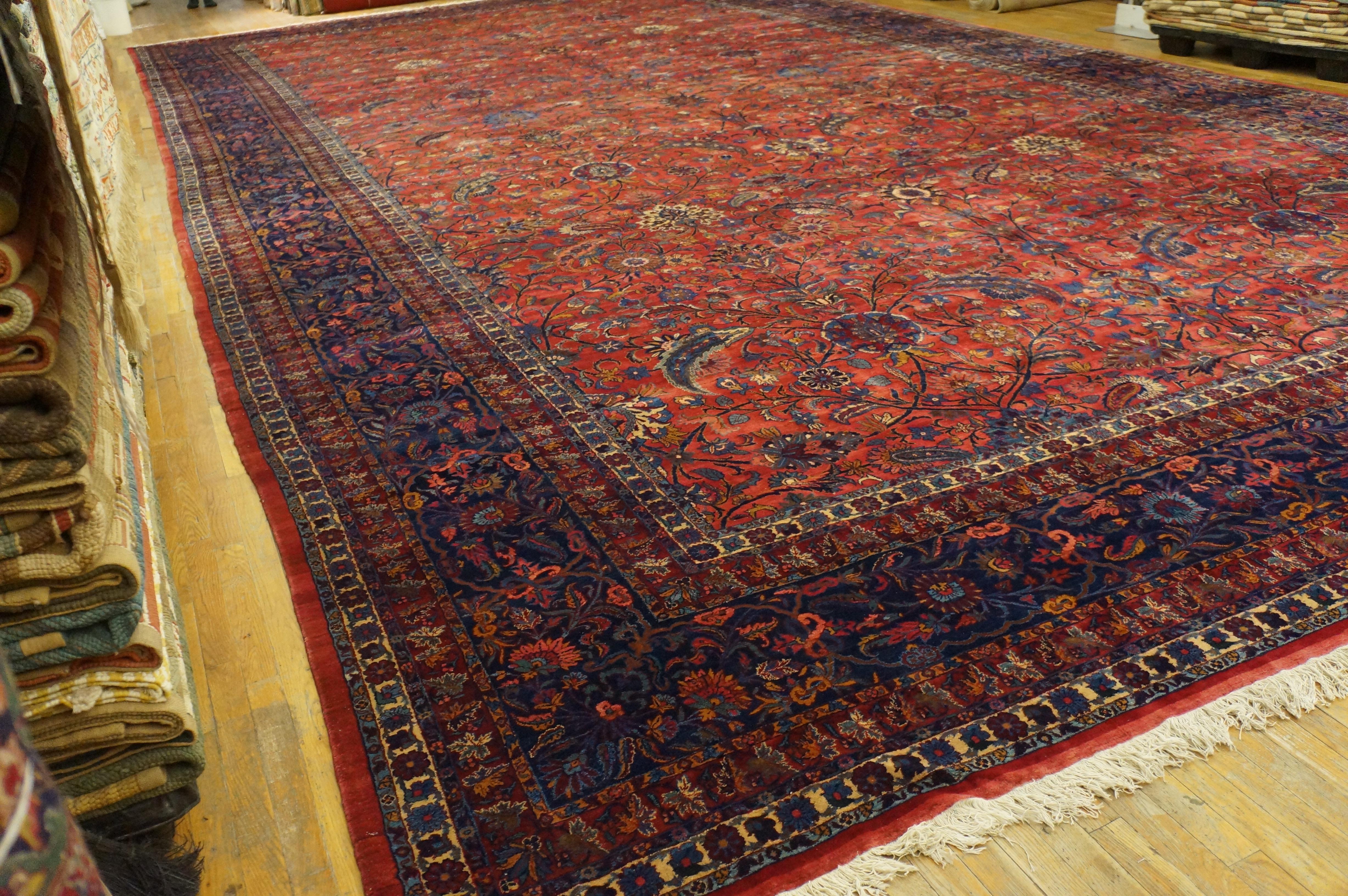 Early 20th Century S.E. Persian Kirman Carpet ( 15' x 30' - 457 x 914 ) For Sale 1