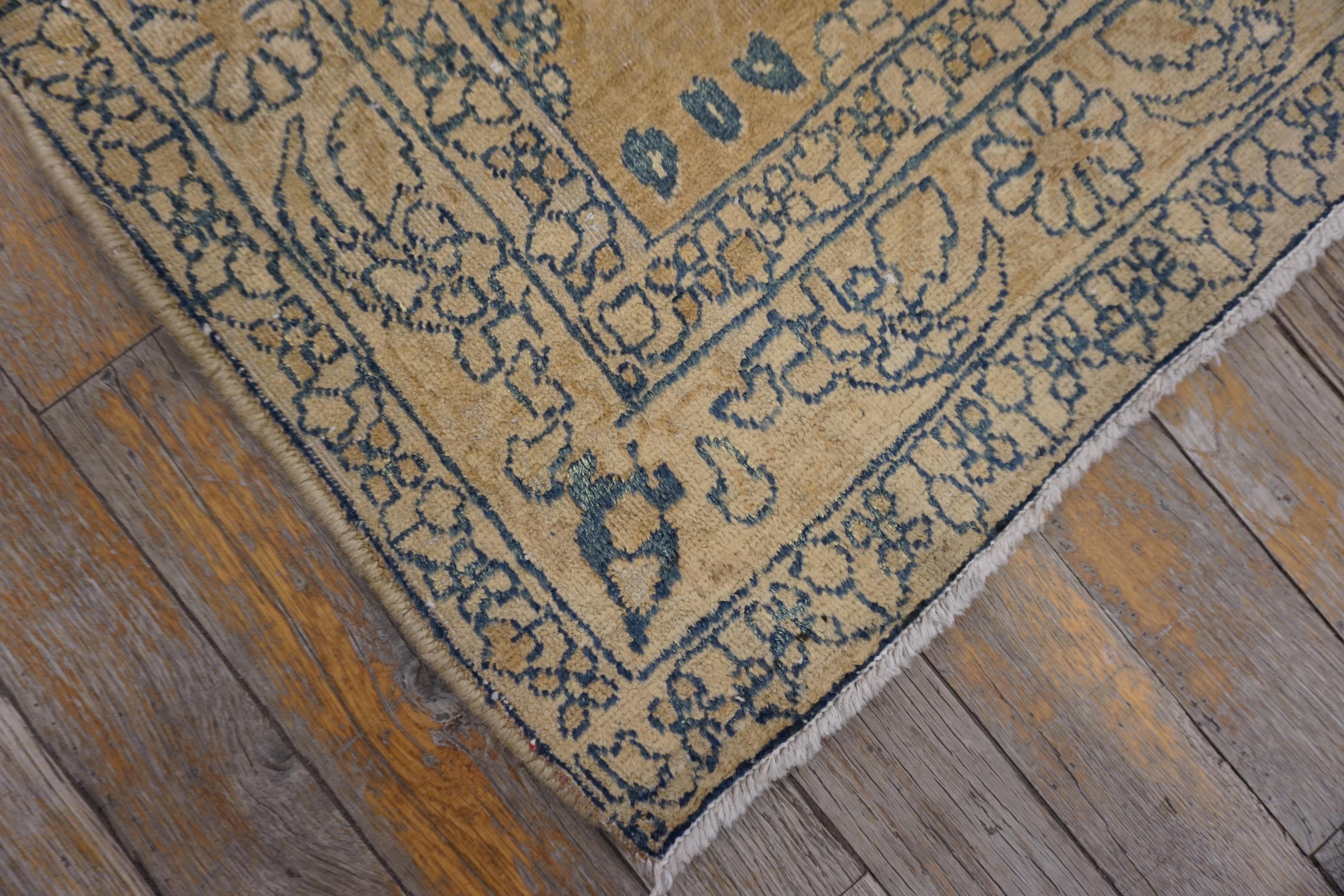 Early 20th Century S.E. Persian Kirman Carpet ( 2'8