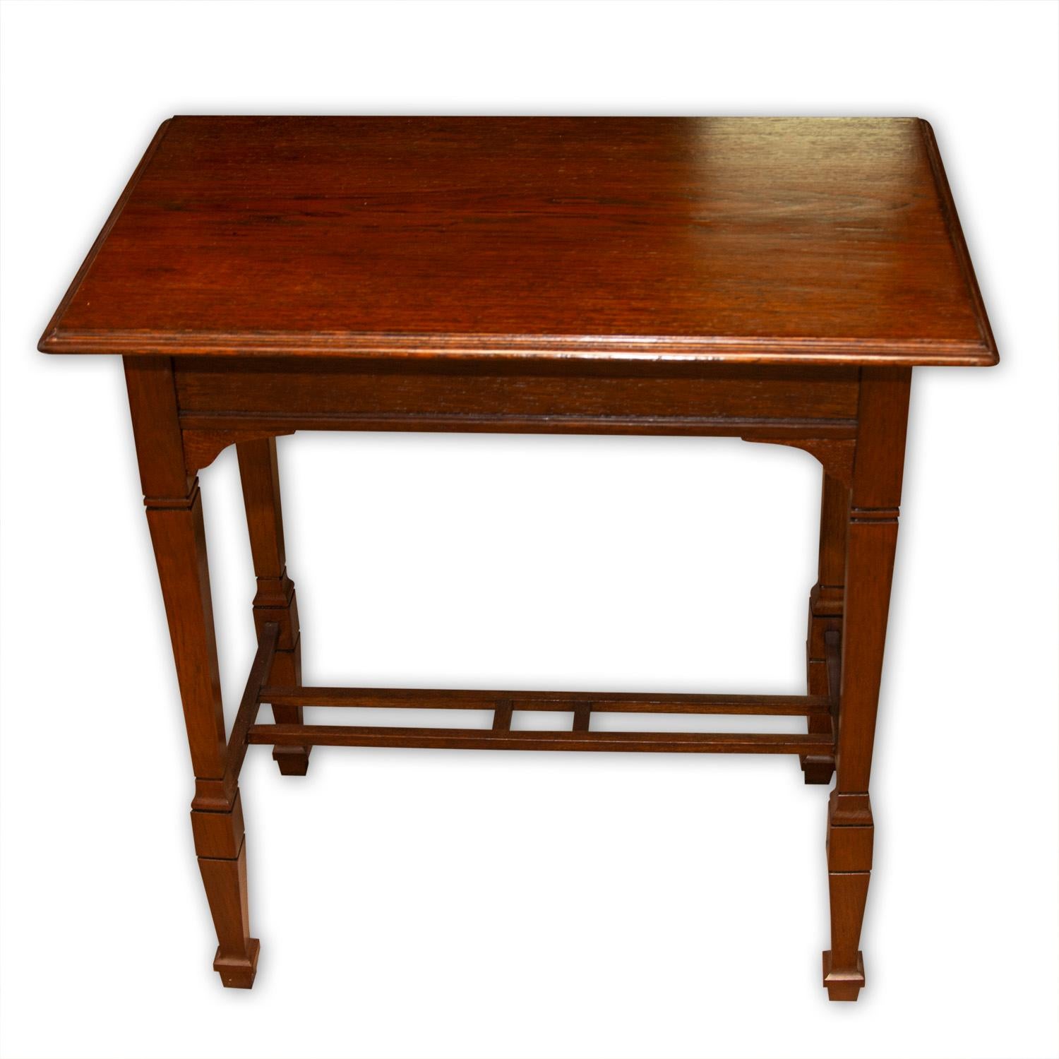 Early 20th Century Secessionist Oak Occasional Table, Austria-Hungary For Sale 3