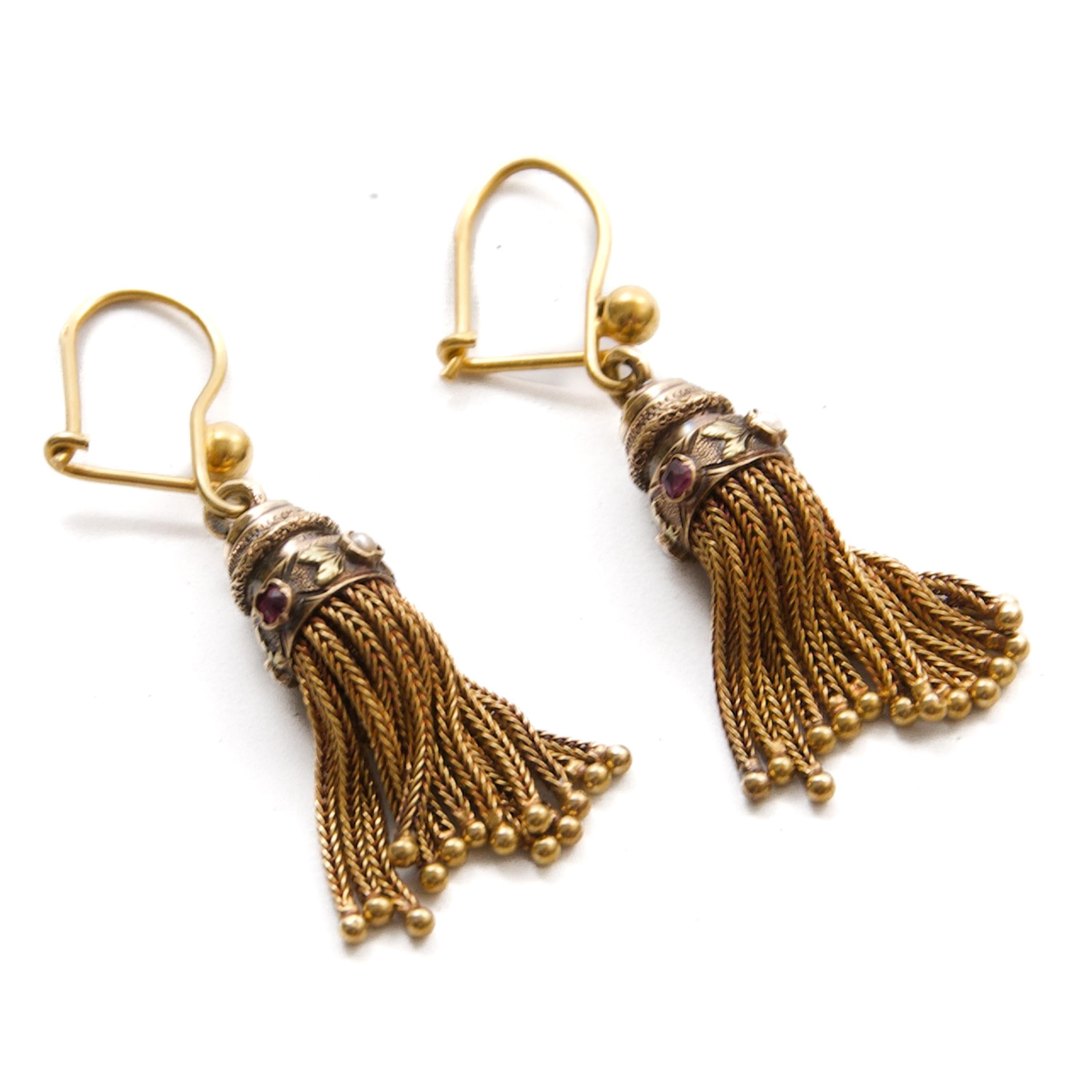 Early 20th Century Gold Seed Pearl and Synthetic Ruby Tassel Dangle Earrings For Sale 1