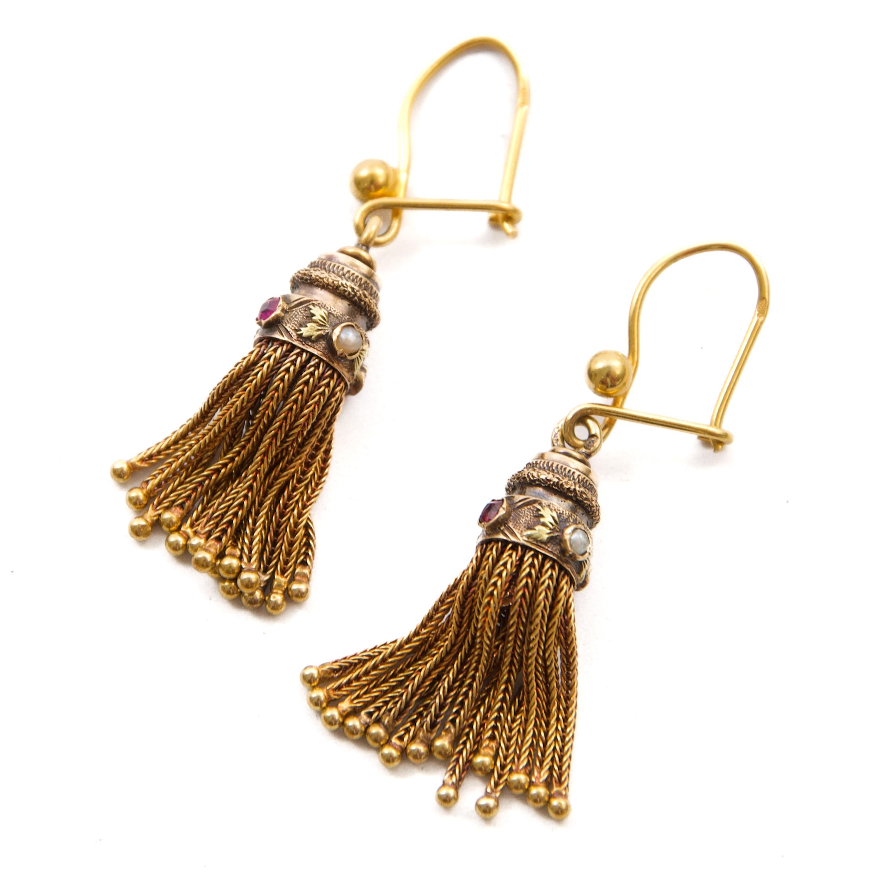 Early 20th Century Gold Seed Pearl and Synthetic Ruby Tassel Dangle Earrings For Sale 2
