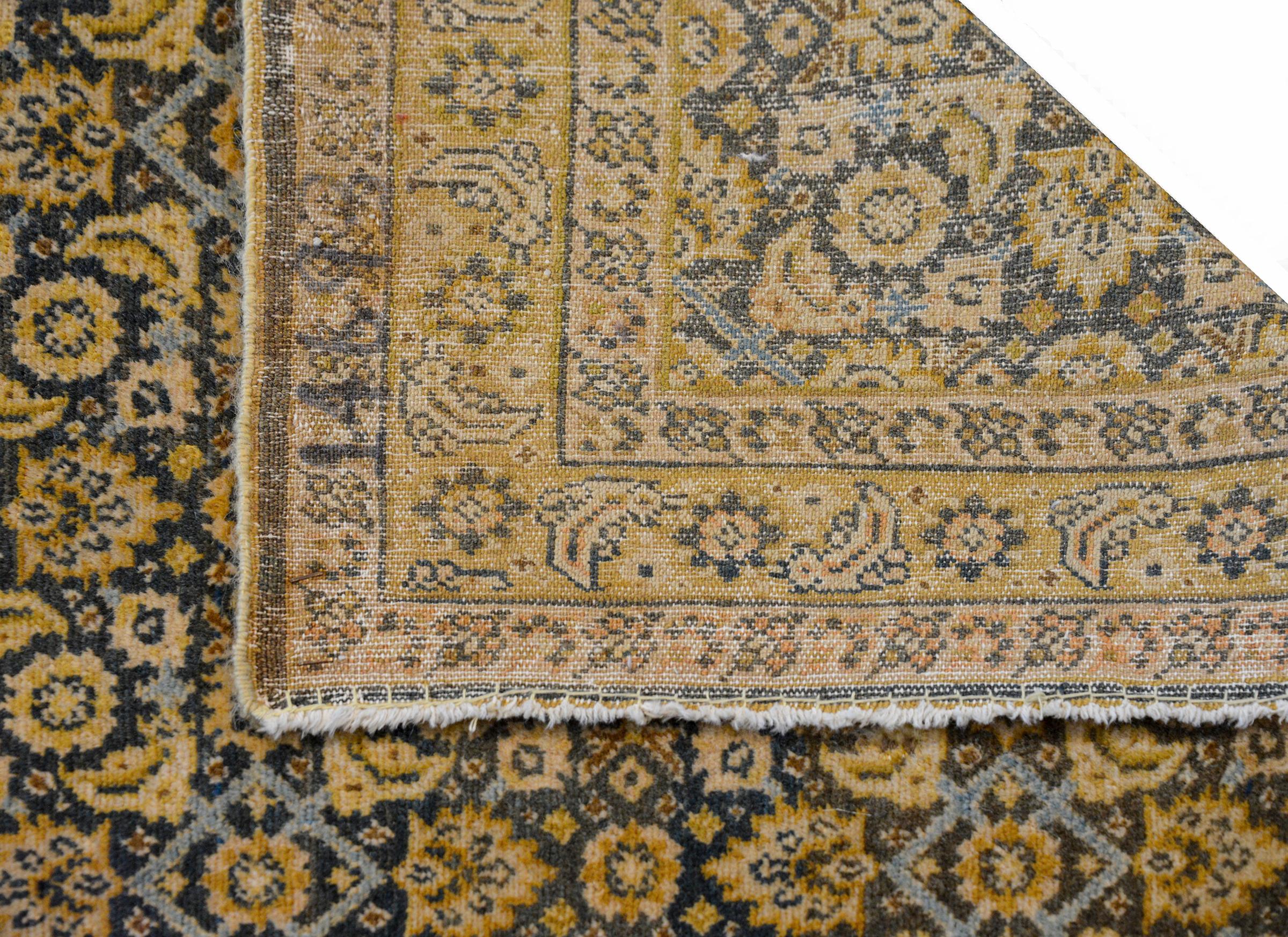 Senneh-Teppich, frühes 20. Jahrhundert (Wolle) im Angebot