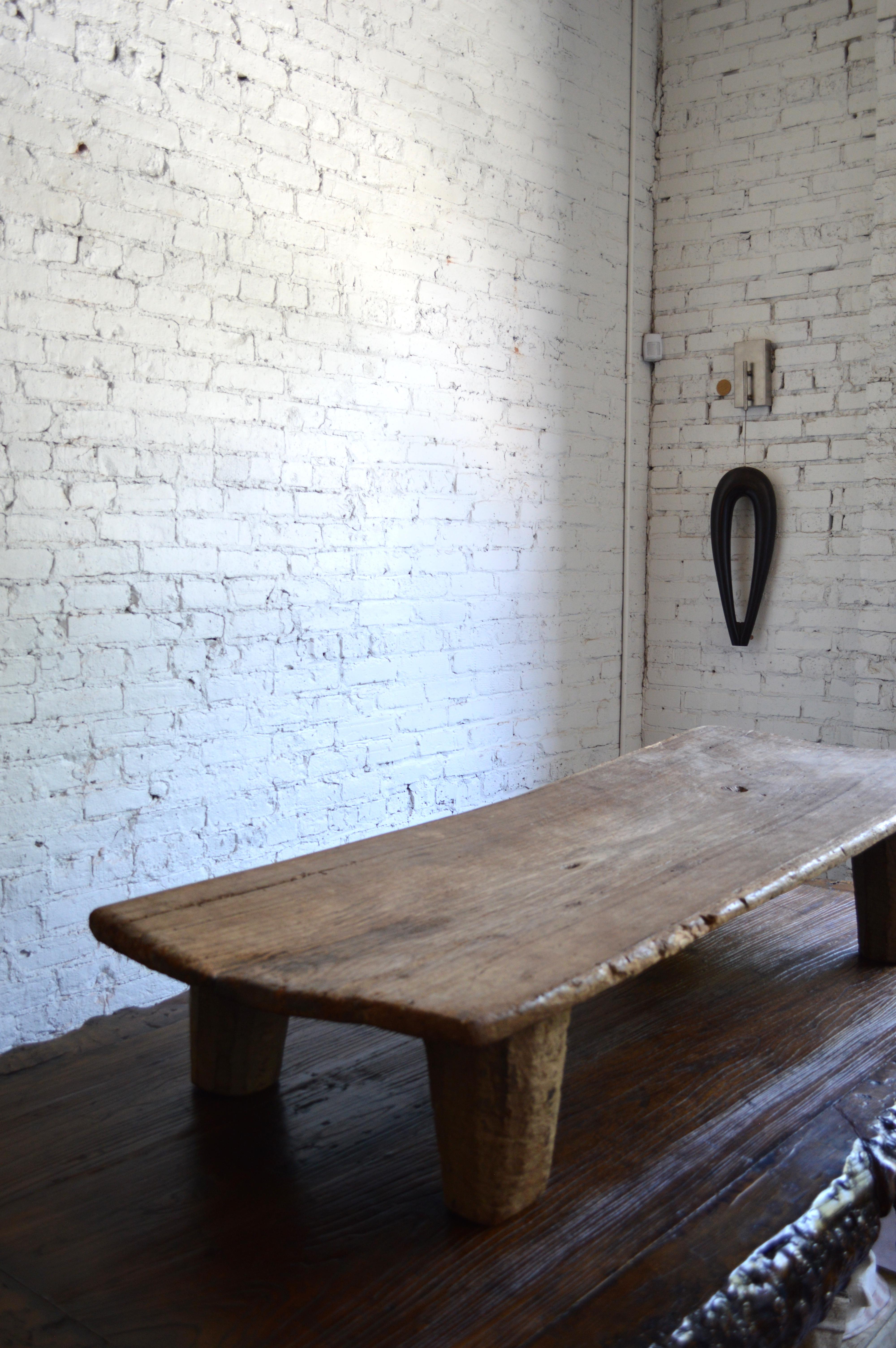 Early 20th Century Senufo Daybed / Bench/Coffee Table in Bleached Weathered Wood In Good Condition In Chicago, IL
