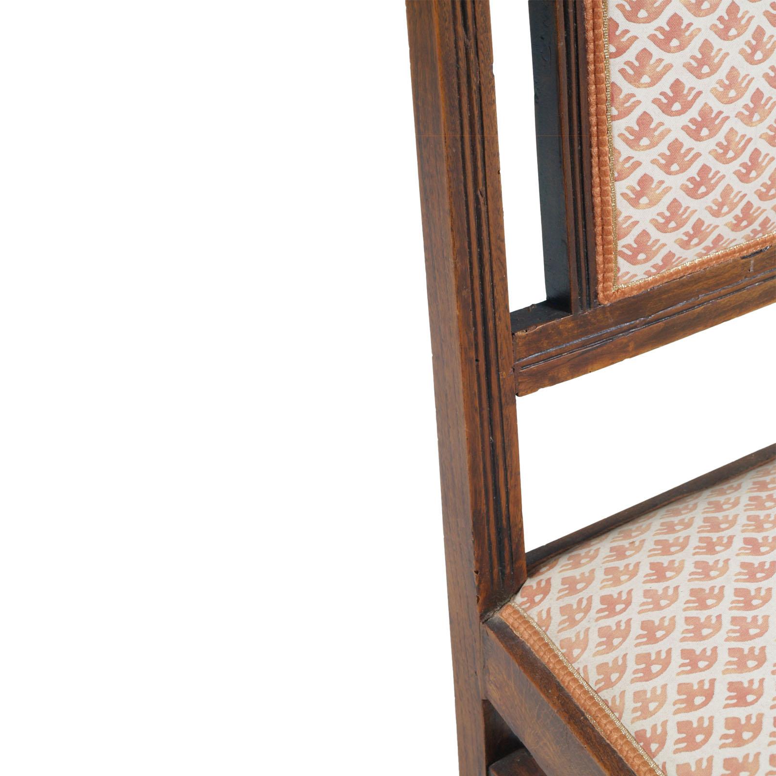 Early 20th Century Set of Four Chairs Art Nouveau in Walnut, Original Upholstery For Sale 3