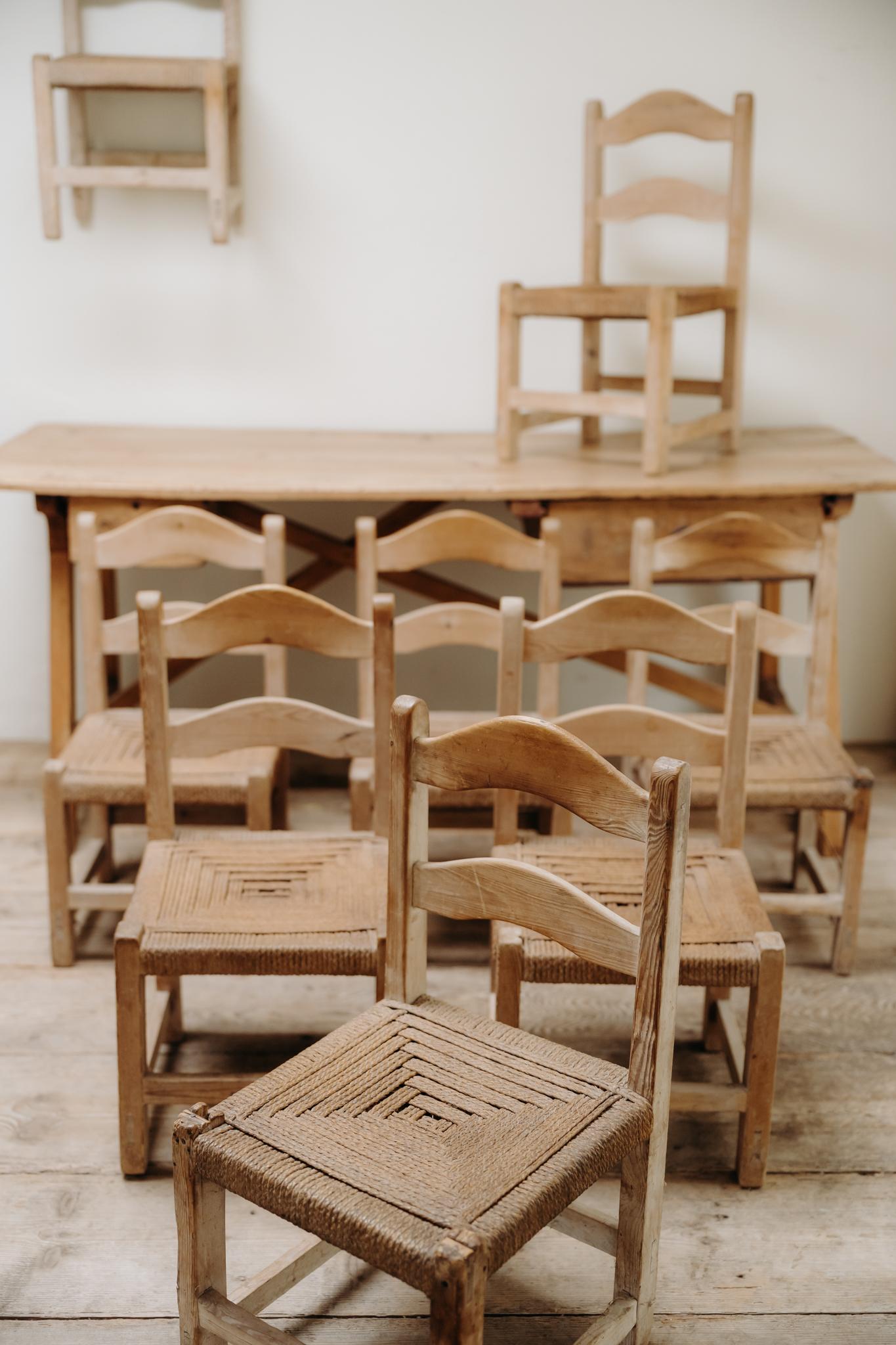 Espagnol début du 20ème siècle ensemble de 8 chaises ... en vente