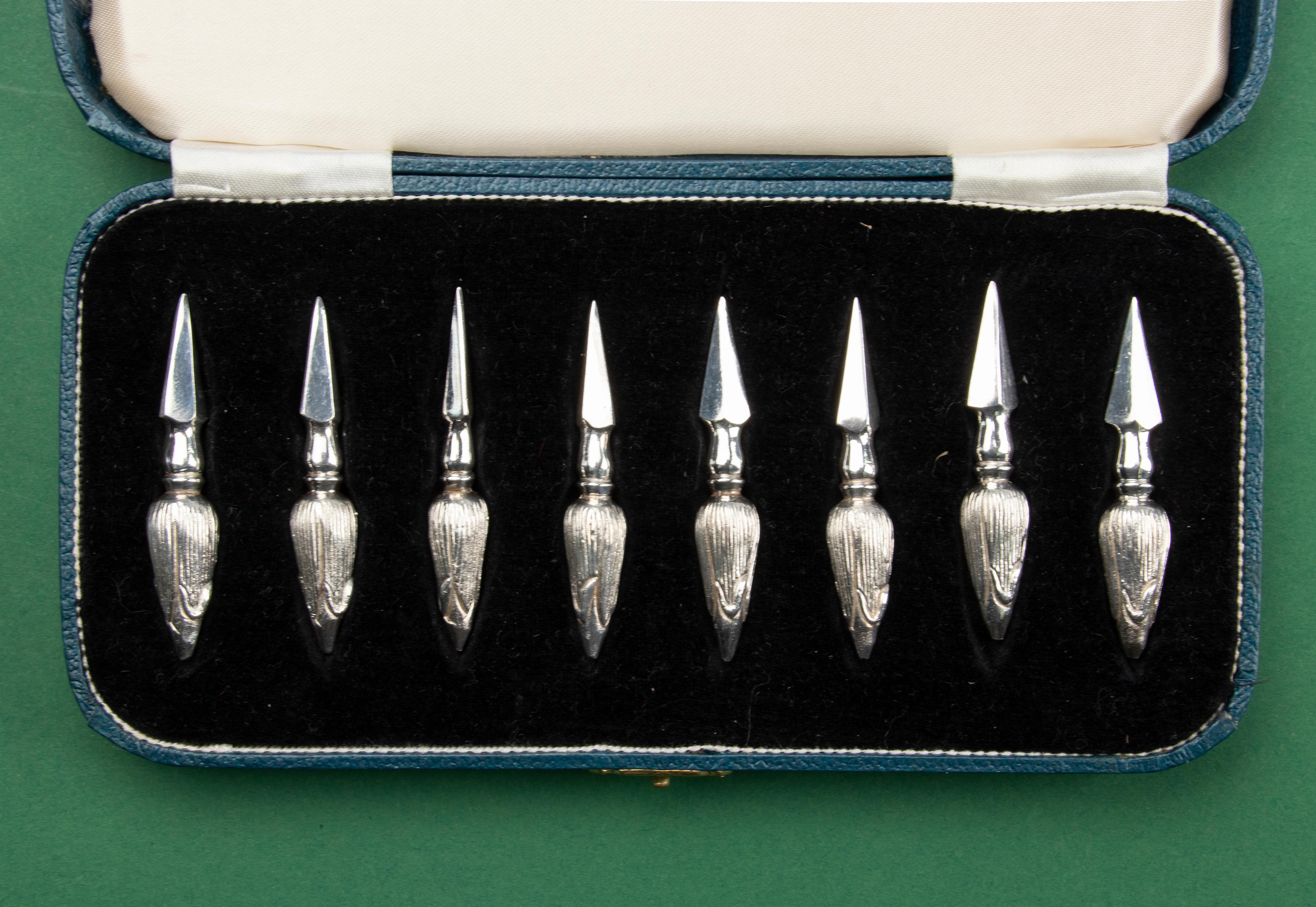 Early 20th Century Set of 8 Silver Plated Corn Corn Cob Holders, Mappin & Webb 1