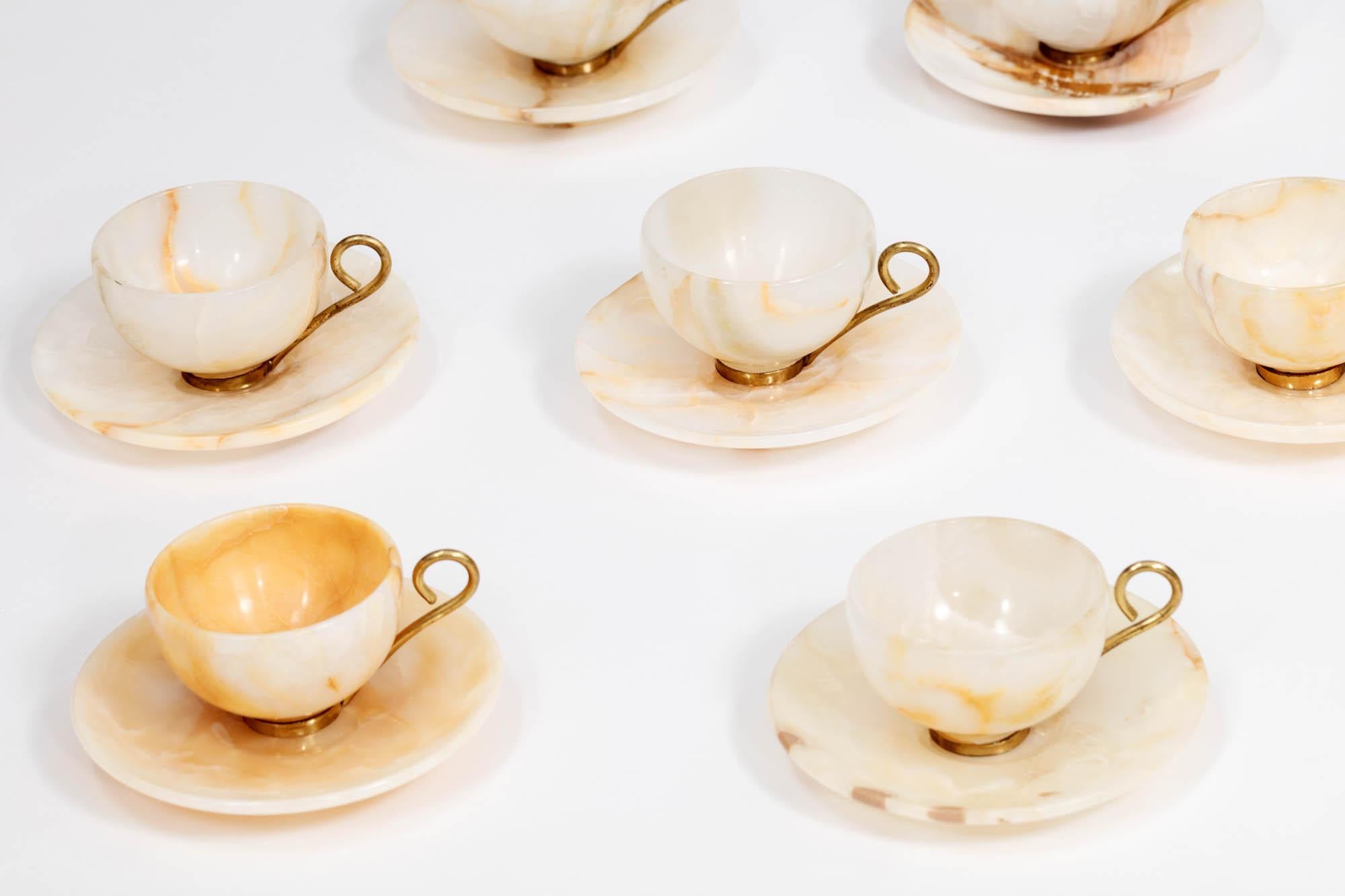 Romantic Early 20th Century Set of Agate Espresso Cups & Saucers