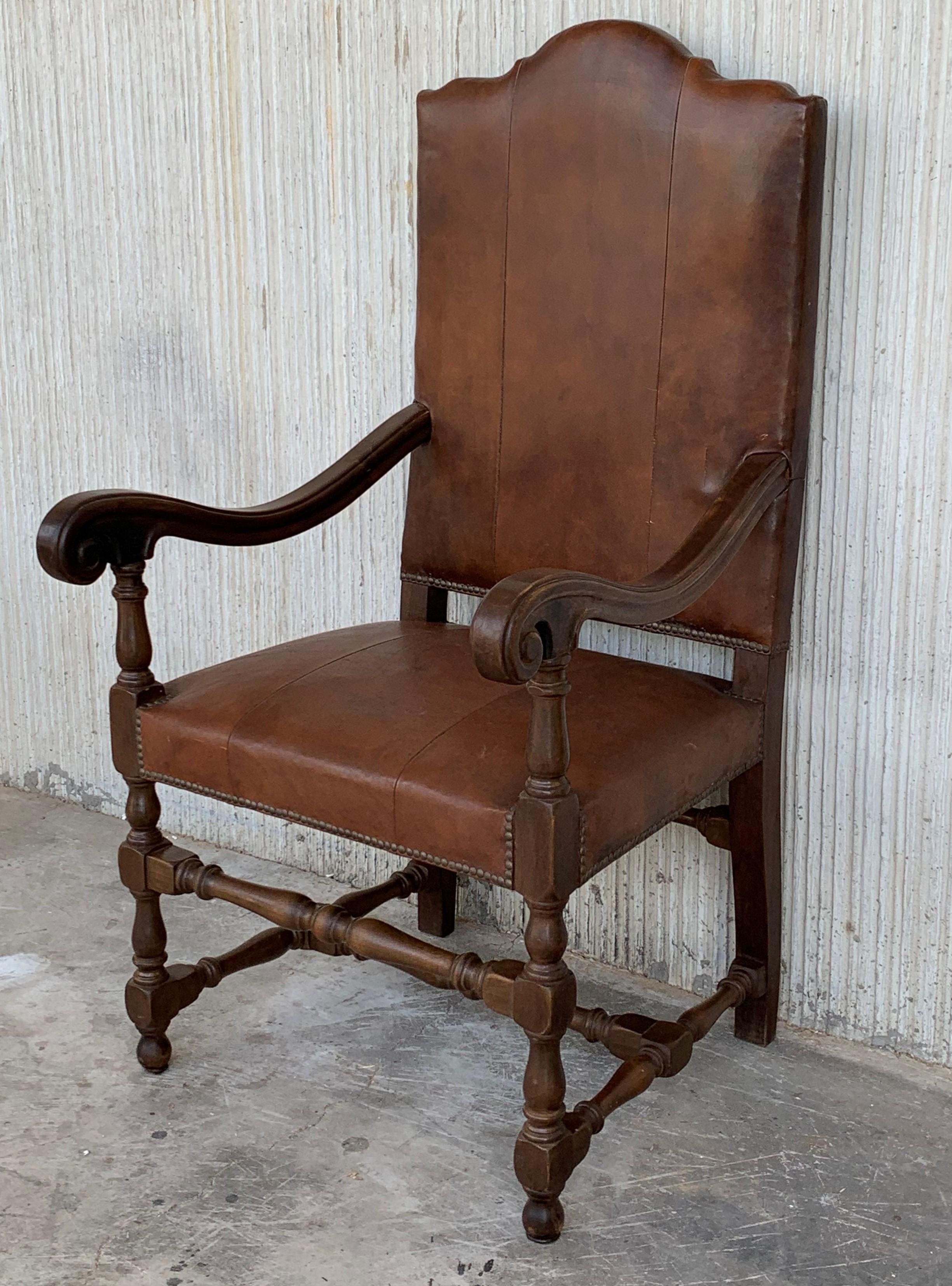 Early 20th Century Set of Dining Walnut Armchairs and Chairs with Leather 1