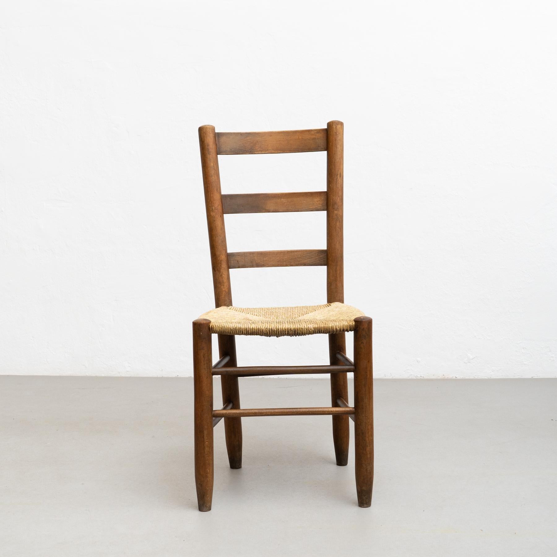Conjunto de cuatro sillas de ratán y madera de principios del siglo XX en venta 4