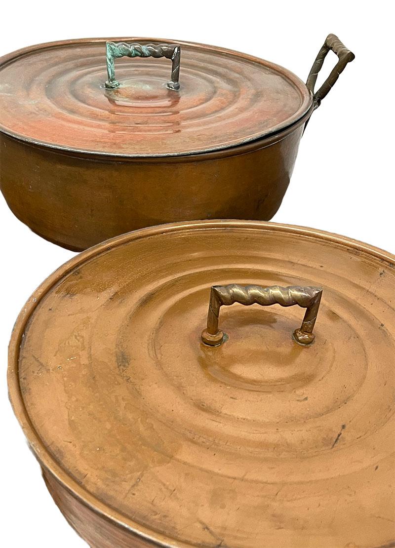 Early 20th Century Set of French Copper Lidded Pots For Sale 8