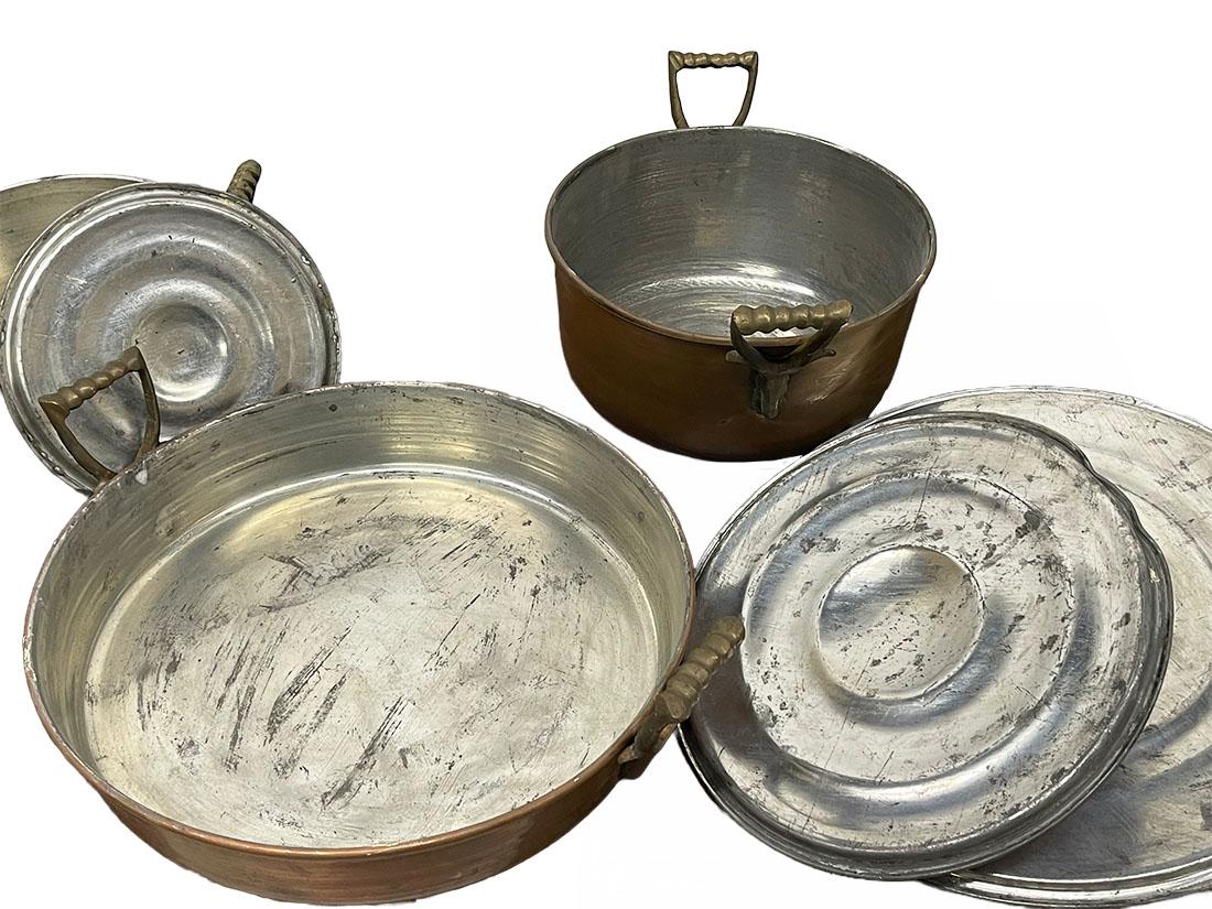 20ième siècle Ensemble de pots à couvercle en cuivre français du début du 20e siècle en vente