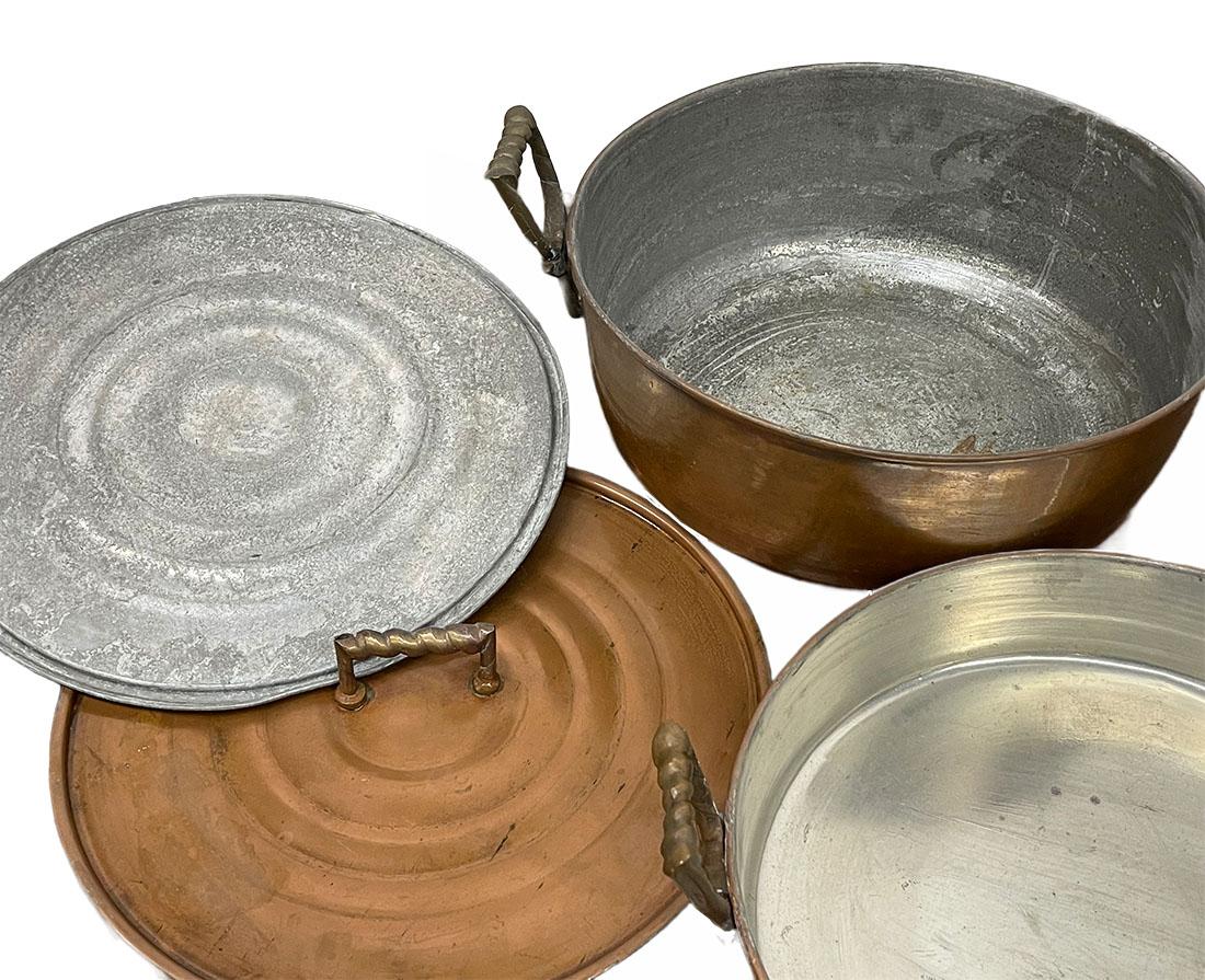Ensemble de pots à couvercle en cuivre français du début du 20e siècle en vente 1