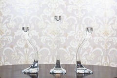 Set di tre candelieri in vetro dei primi del Novecento