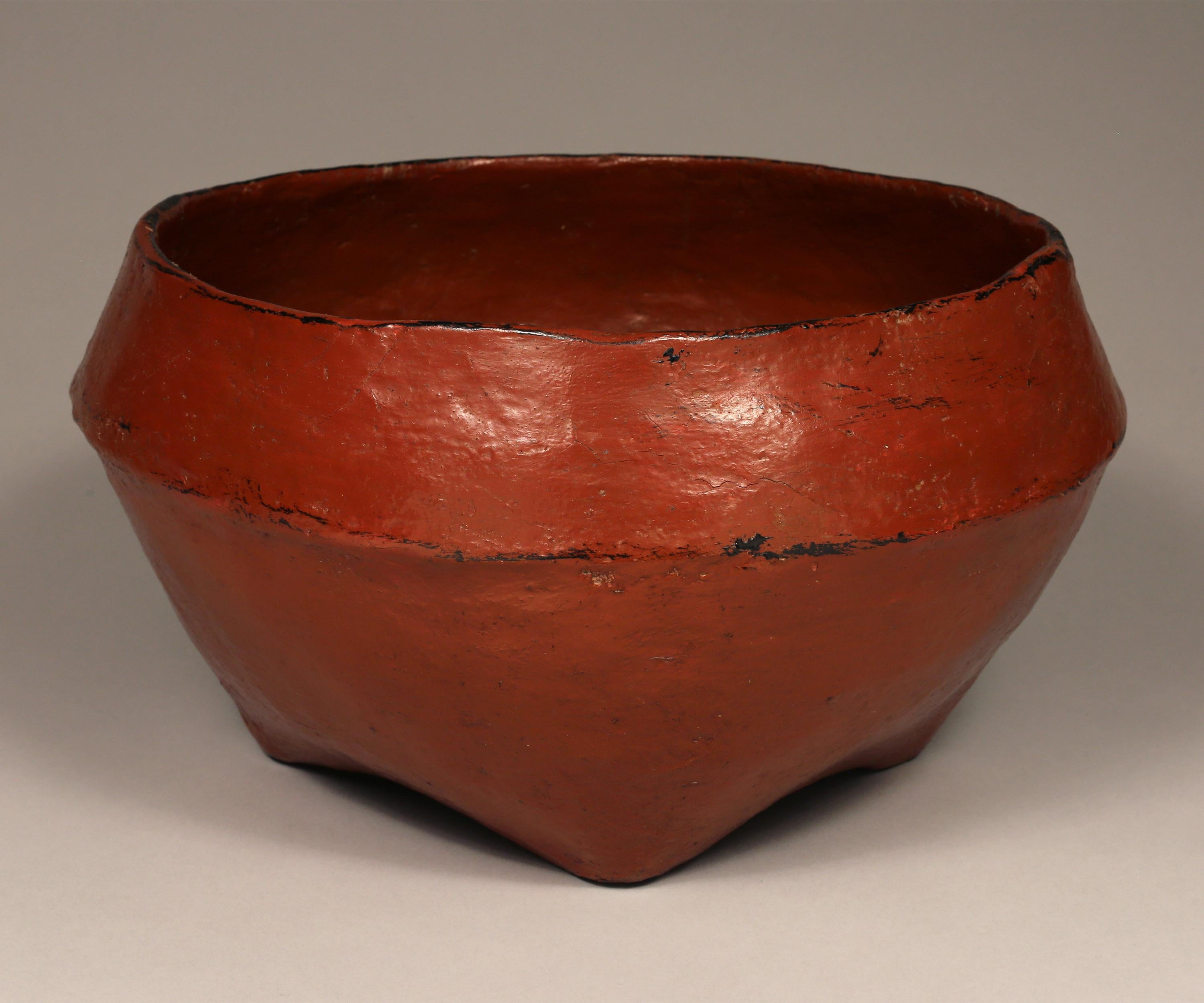 Tribal Early 20th Century Set of Two Red Lacquered Offering Bowls, Burma
