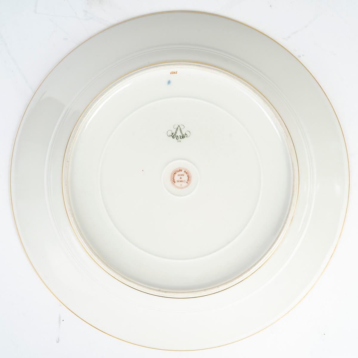 Early 20th Century Sèvres Porcelain Plate, Napoleon III Style. 2
