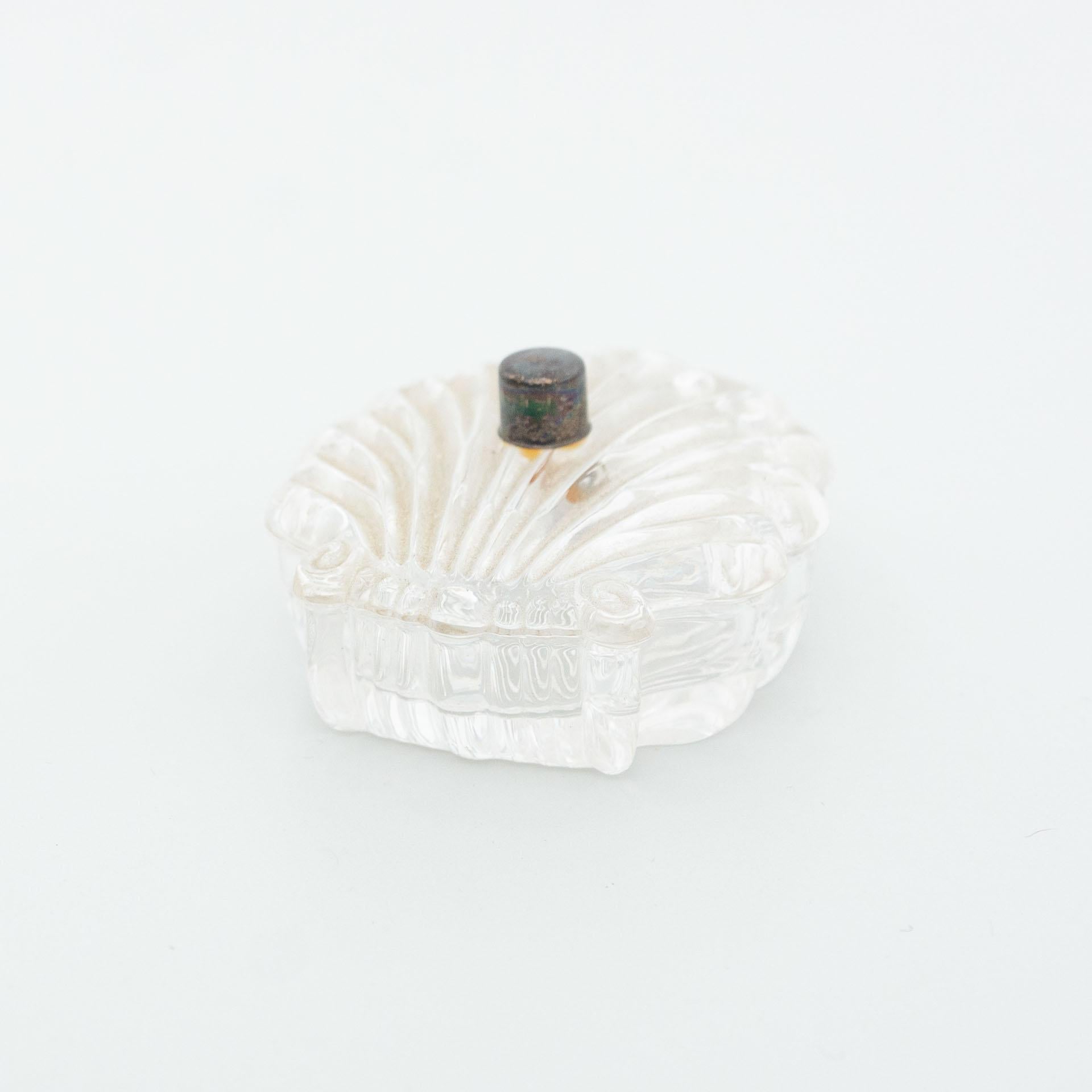 Early 20th Century Shell Crystal Jewelry Box 7