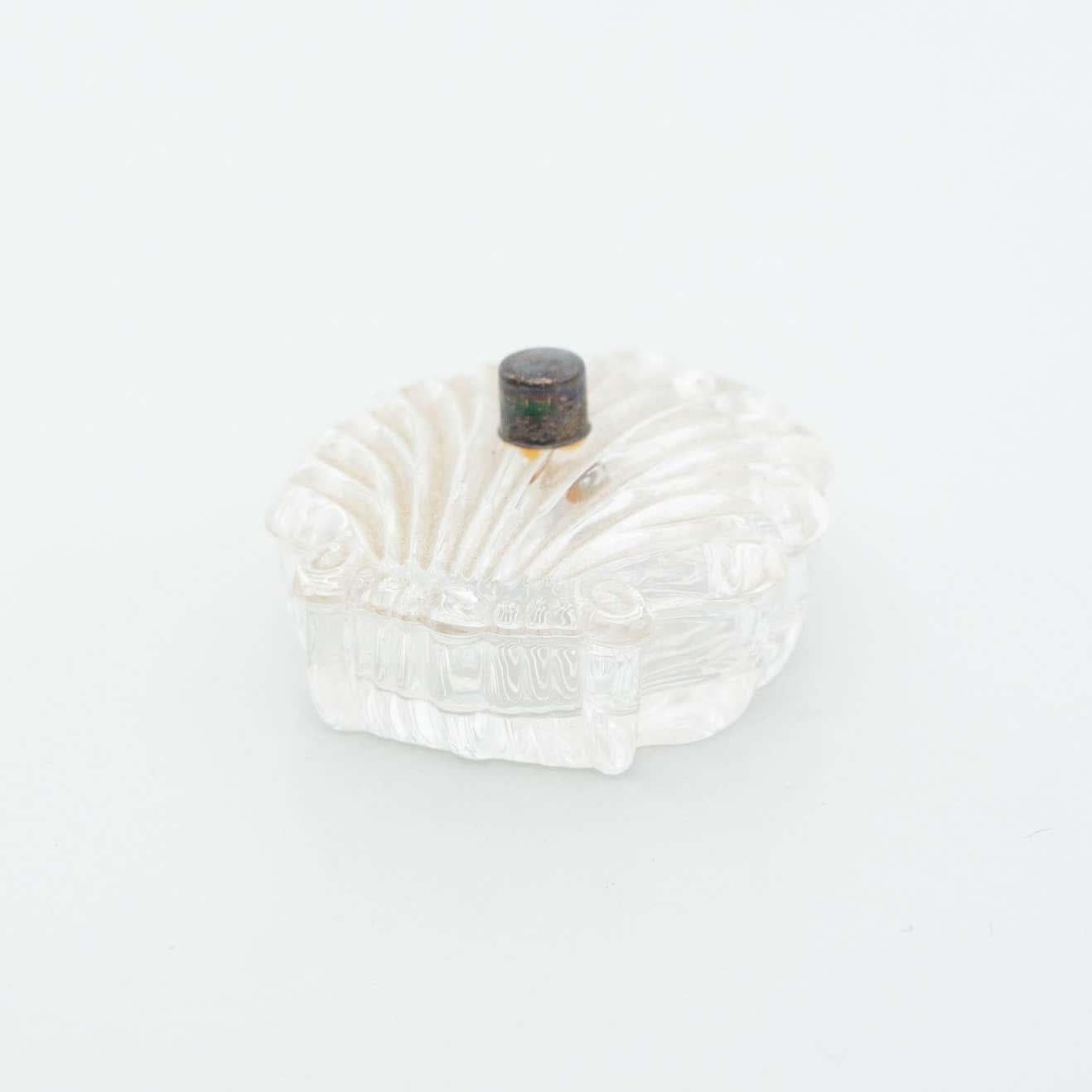 Glass Early 20th Century Shell Crystal Jewelry Box For Sale