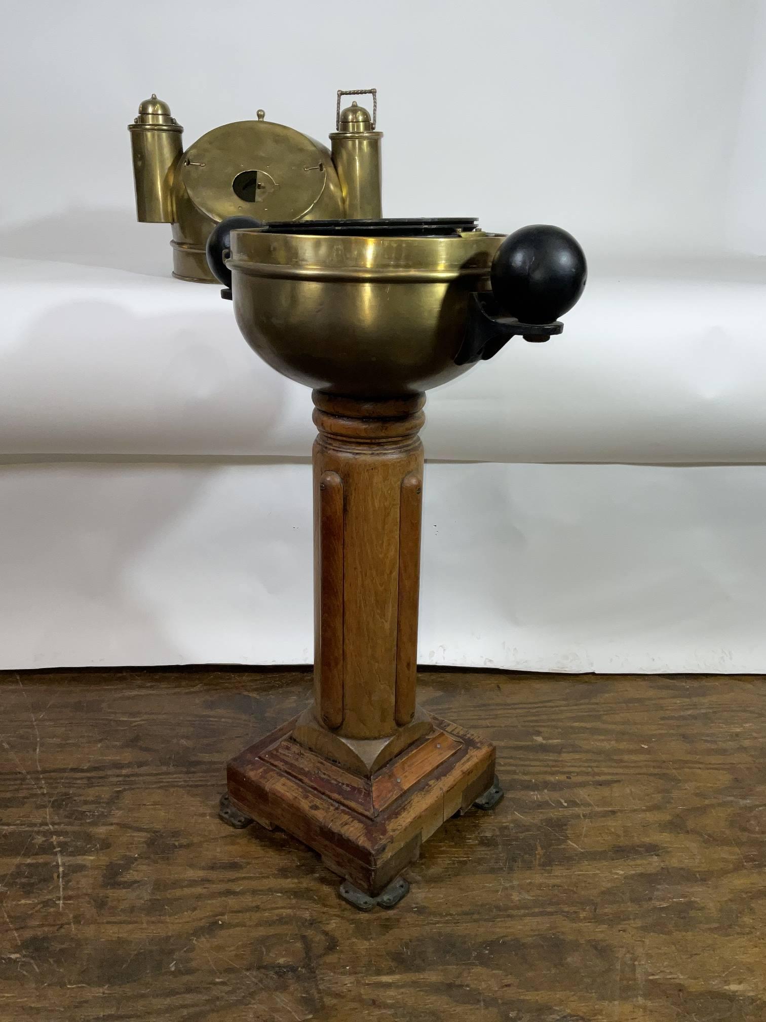 Binnacle de bateau du début du 20e siècle en vente 5