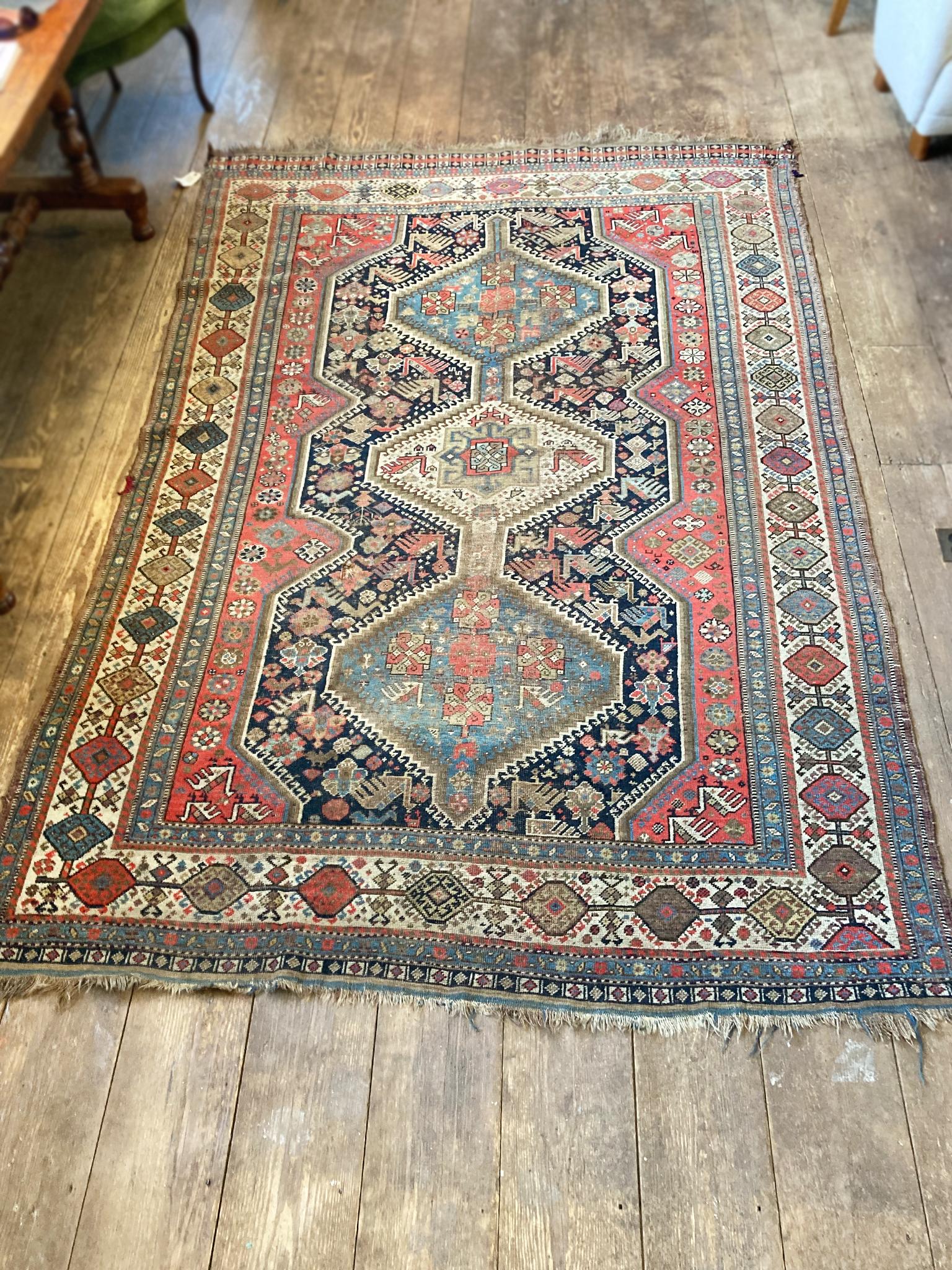 Hand-Woven Early 20th Century Shiraz Rug For Sale