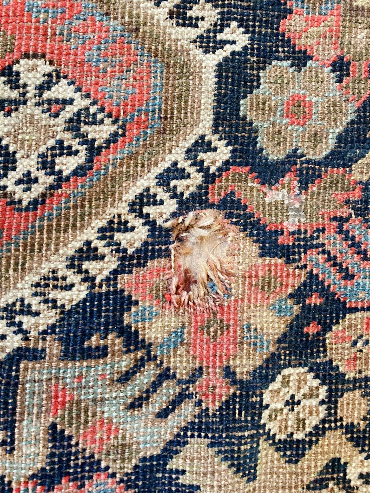 Shiraz-Teppich des frühen 20. Jahrhunderts im Angebot 4