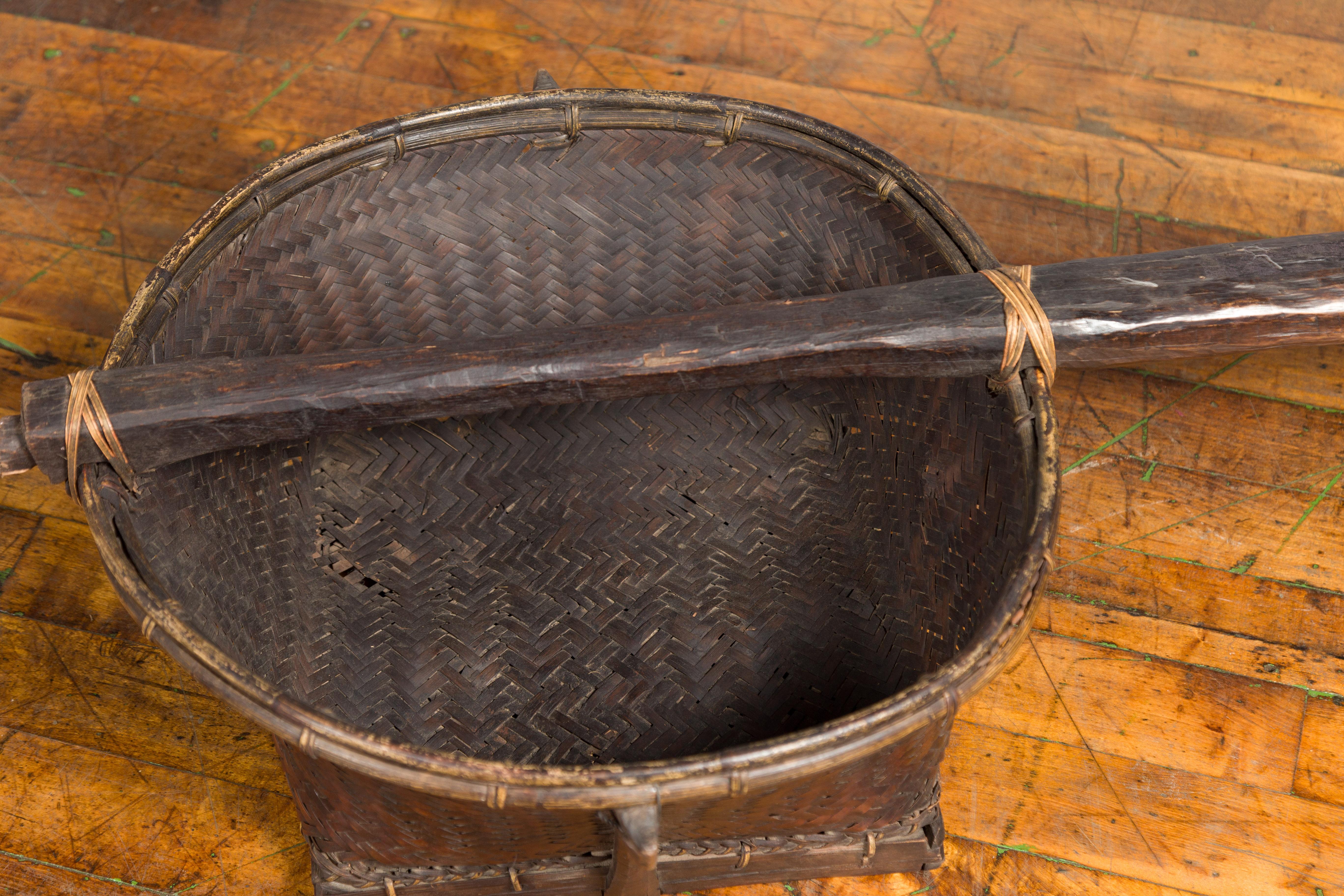 Early 20th Century Shoulder Rice Carrying Yoke with Bamboo and Rattan Baskets For Sale 3