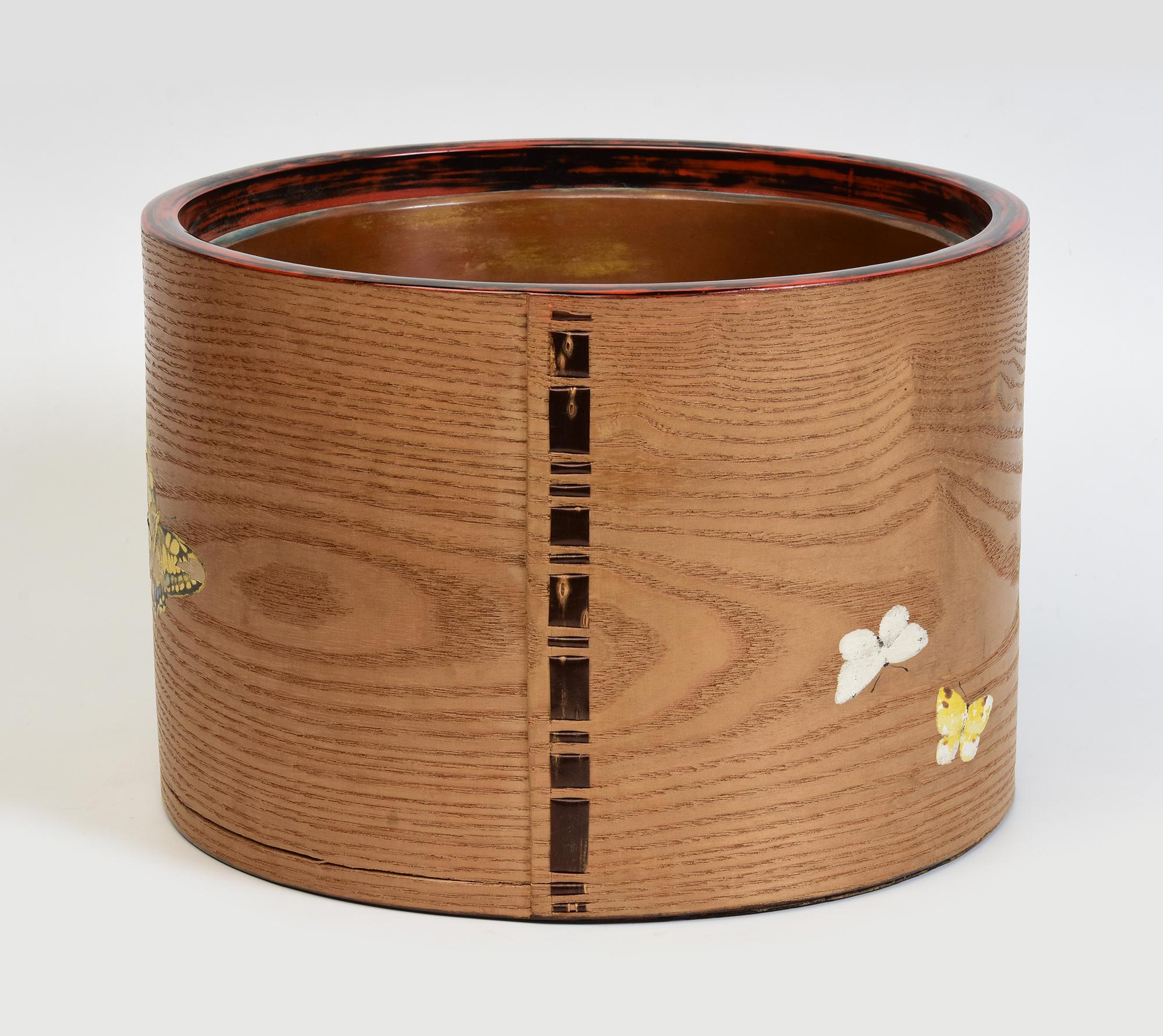 Early 20th Century, Showa, Antique Japanese Wooden Hand Painted Pot 'Hibachi' For Sale 6