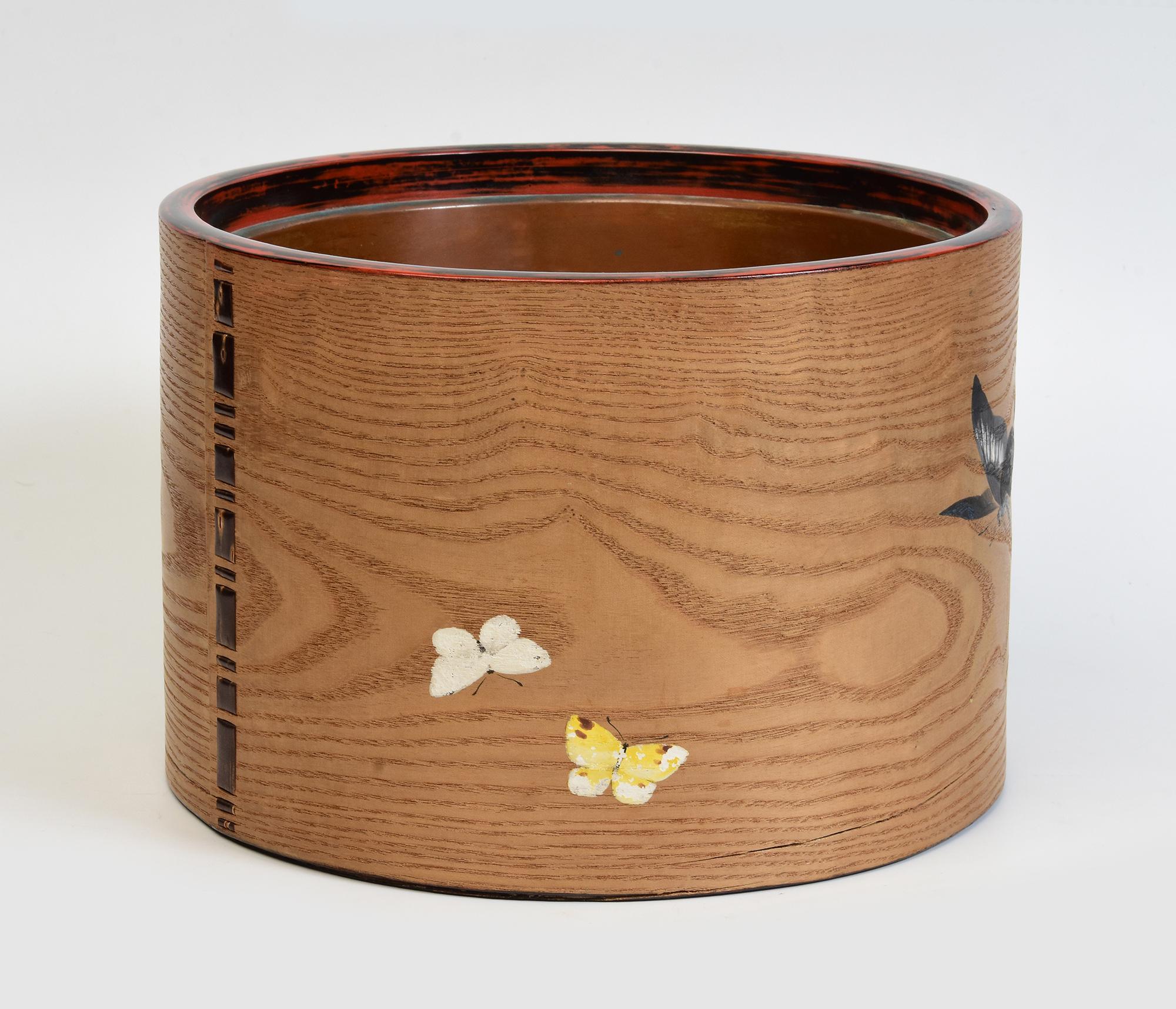 Early 20th Century, Showa, Antique Japanese Wooden Hand Painted Pot 'Hibachi' For Sale 7