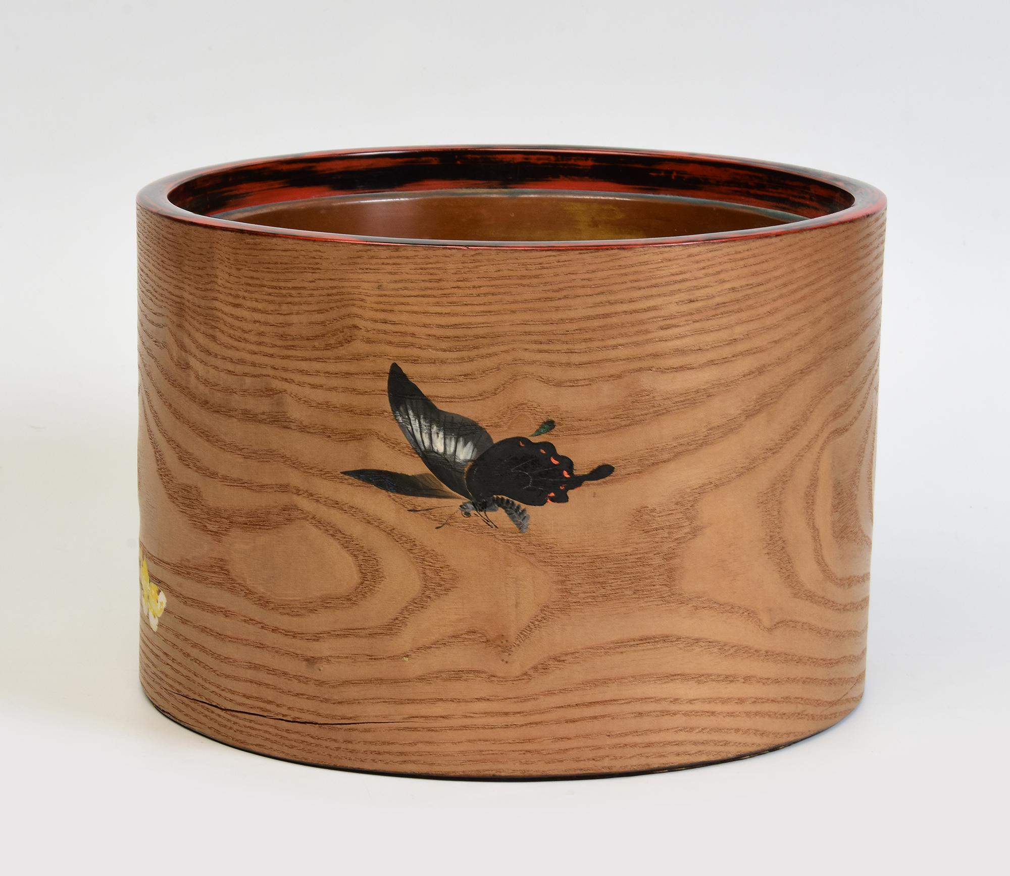 Hand-Painted Early 20th Century, Showa, Antique Japanese Wooden Hand Painted Pot 'Hibachi' For Sale