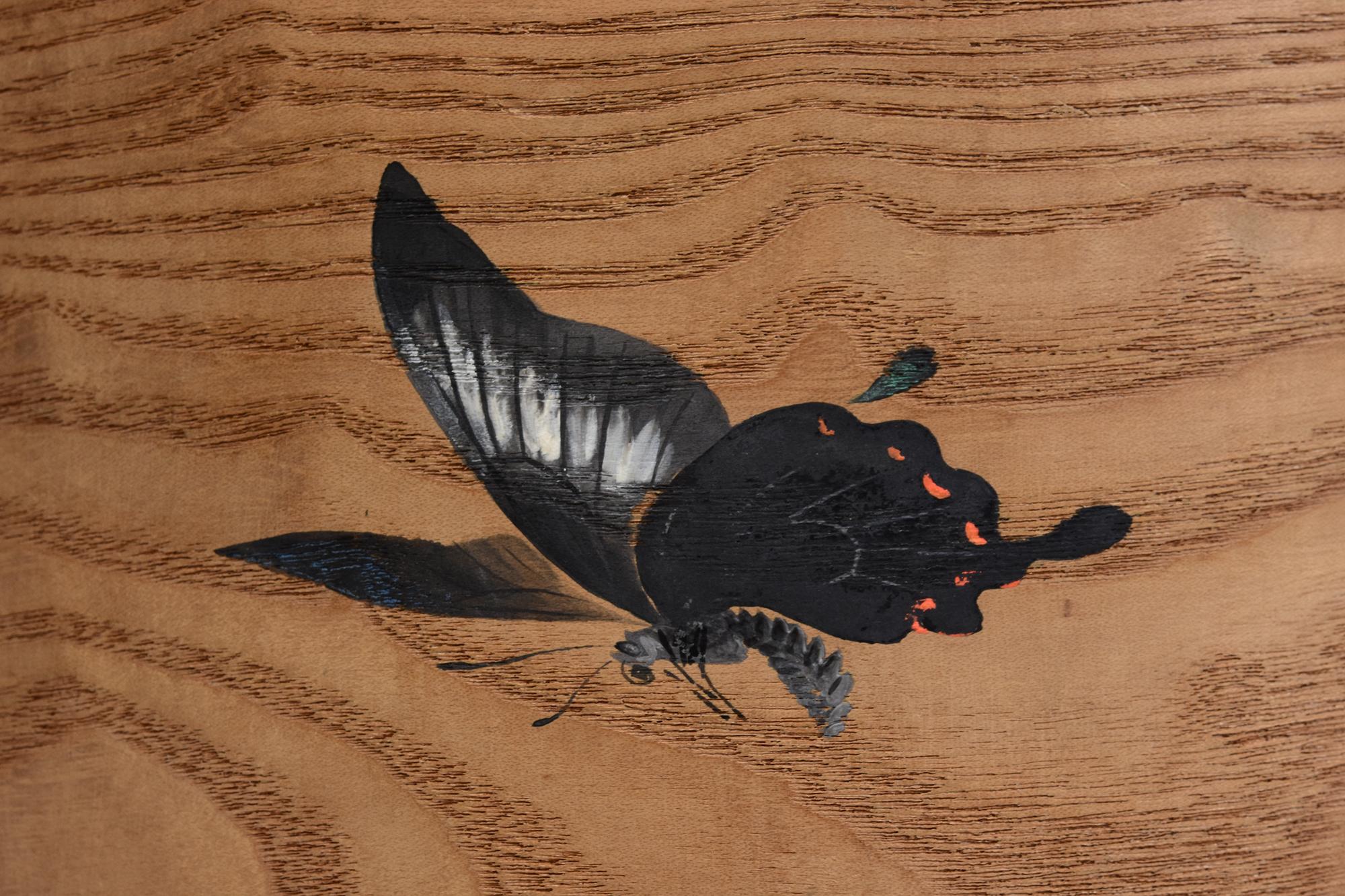 Early 20th Century, Showa, Antique Japanese Wooden Hand Painted Pot 'Hibachi' In Good Condition For Sale In Sampantawong, TH