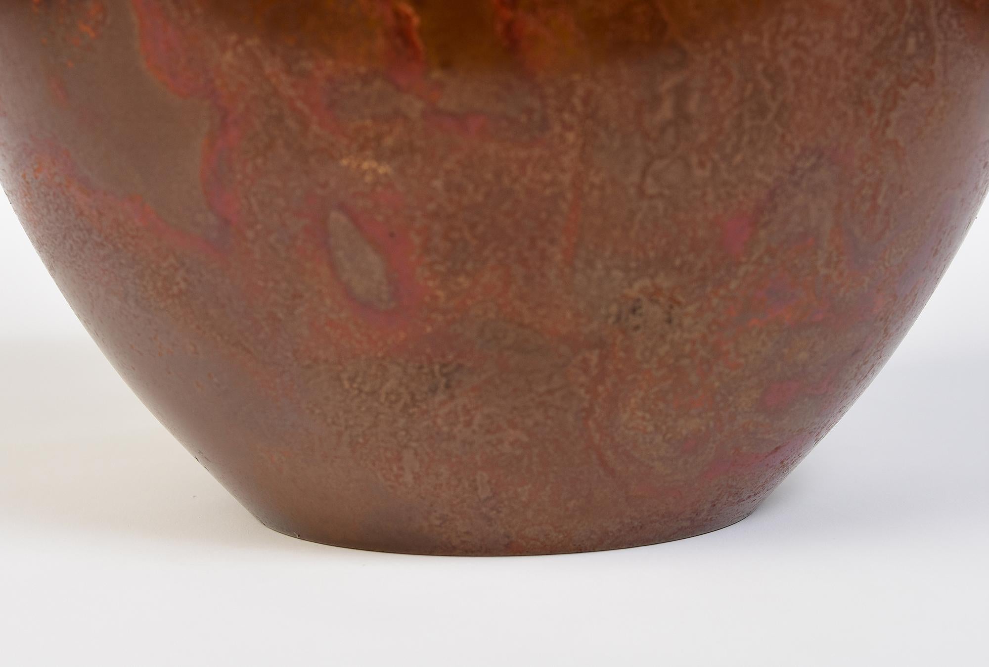 20ième siècle Début du 20e siècle, Showa, Vase en bronze japonais avec signe de l'artiste en vente