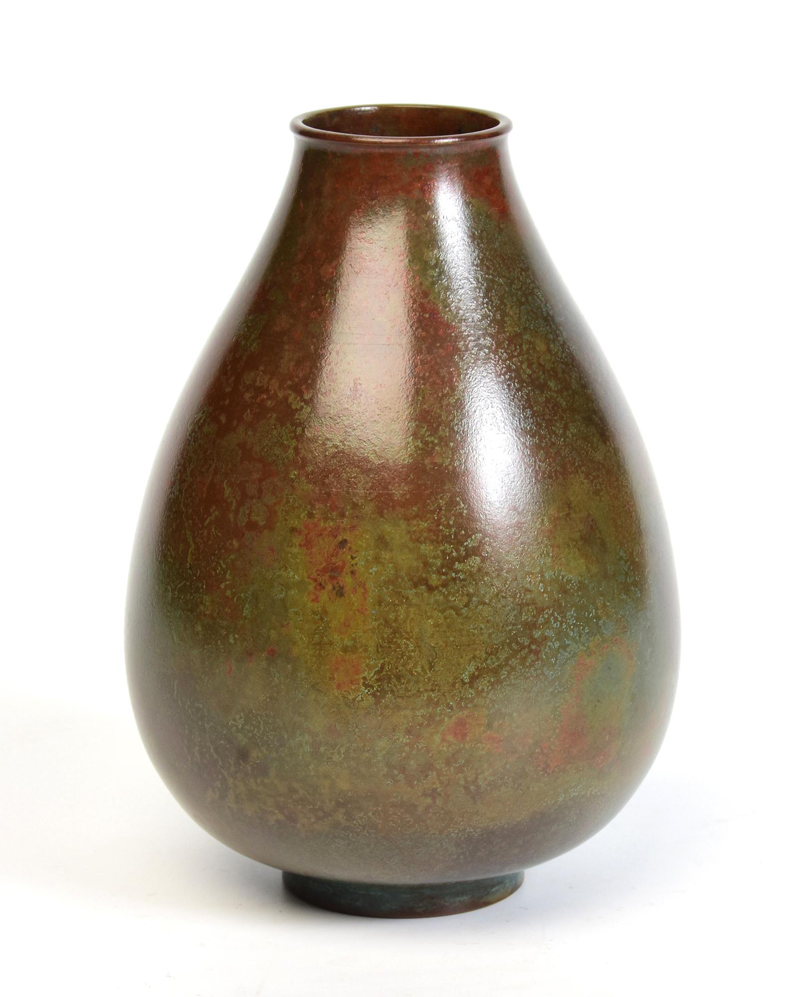 Early 20th Century, Showa, Japanese Bronze Vase with Artist Sign 2