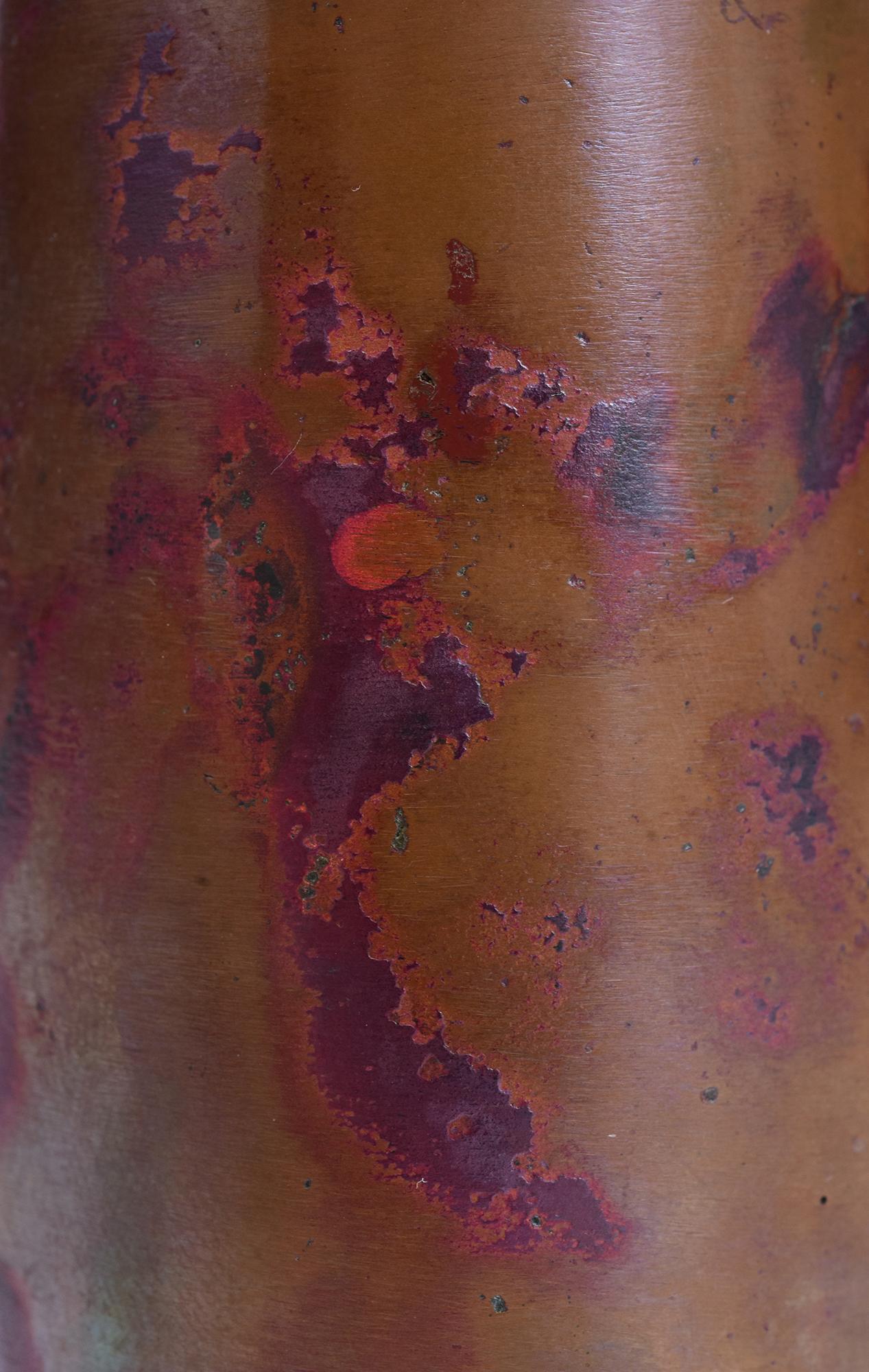 Early 20th Century, Showa, Japanese Bronze Vase with Artist Sign For Sale 2