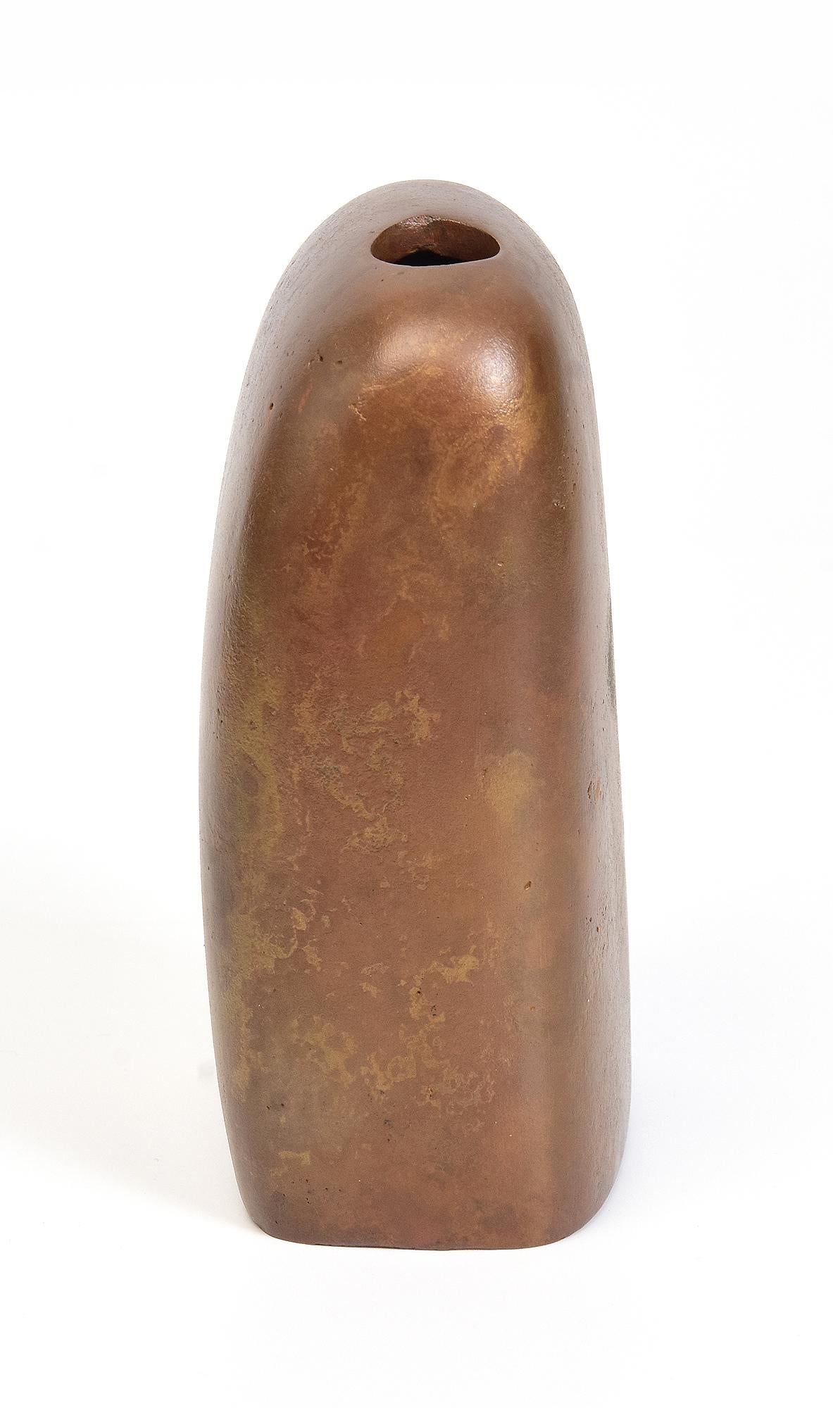 Early 20th Century, Showa, Japanese Bronze Vase with Artist Sign For Sale 3