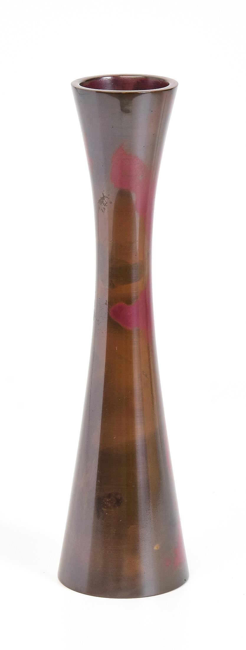 Début du 20e siècle, Showa, Vase en bronze japonais avec signe de l'artiste en vente 2