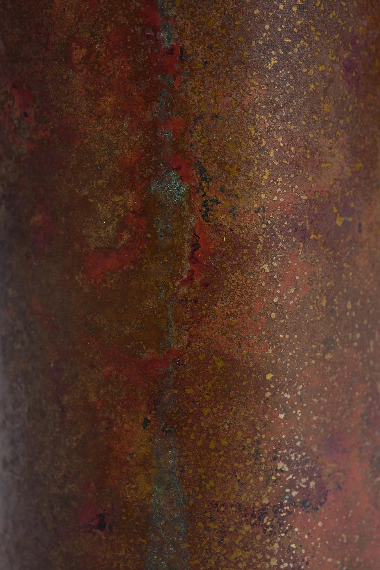 Early 20th Century, Showa, Japanese Bronze Vase with Artist Sign For Sale 5