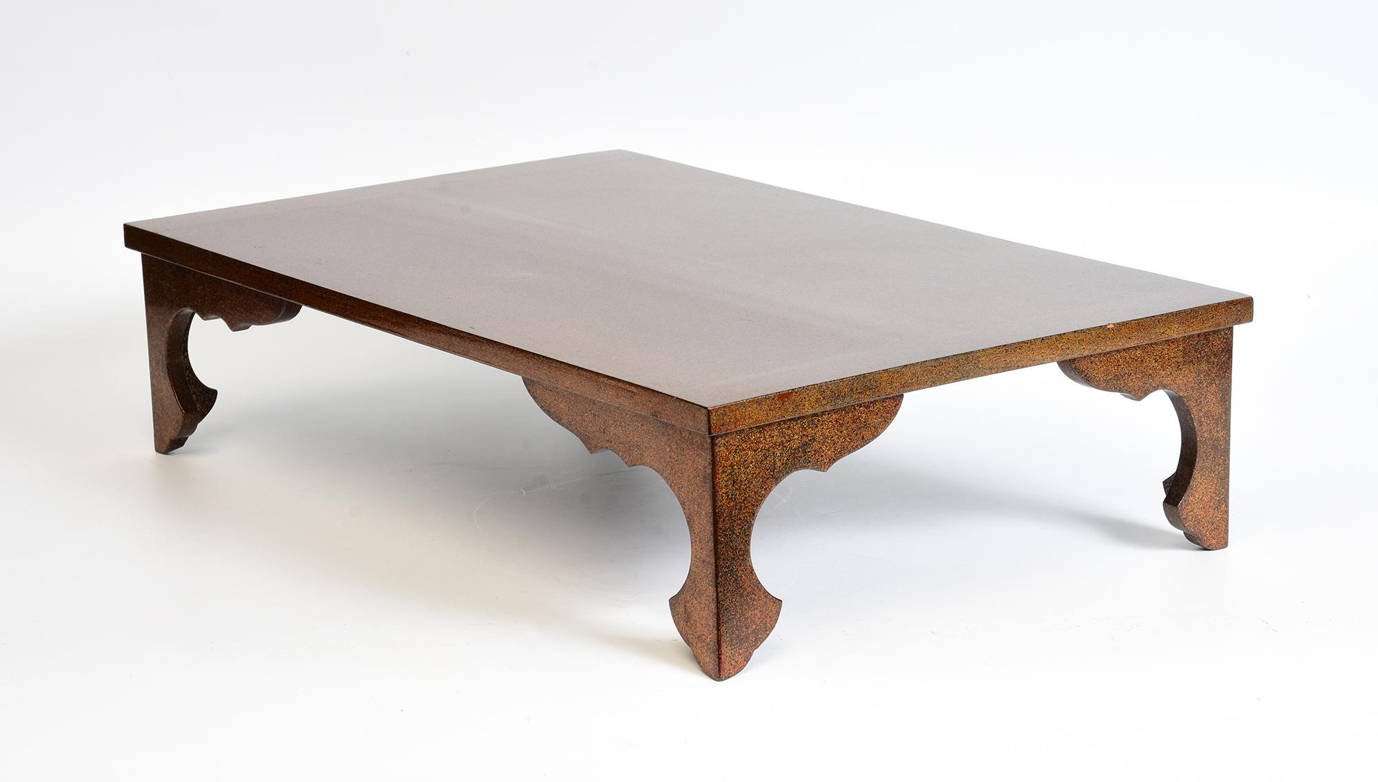 Principios del Siglo XX, Showa, Mesa / Soporte Inferior Japonés de Madera Lacada en venta 3