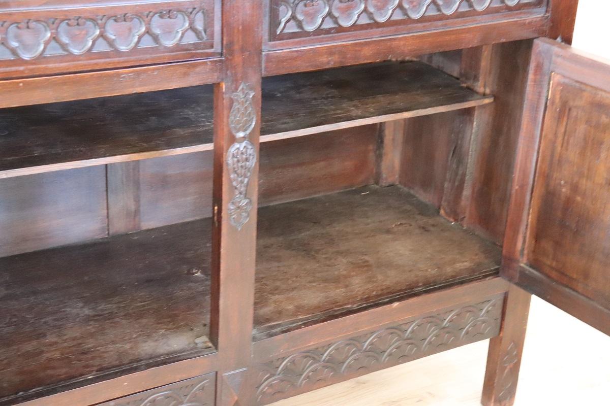 Early 20th Century Sideboard or Buffet in Carved Beech Wood For Sale 4