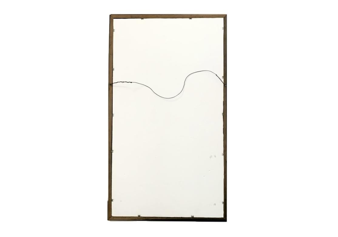 Peinture batik chinoise encadrée du début du 20e siècle représentant un paysage de montagne avec de l'eau, peut-être une rivière ou un lac, et un petit bateau. Le tableau est signé en haut à droite, comme indiqué. Certaines photos ont été prises